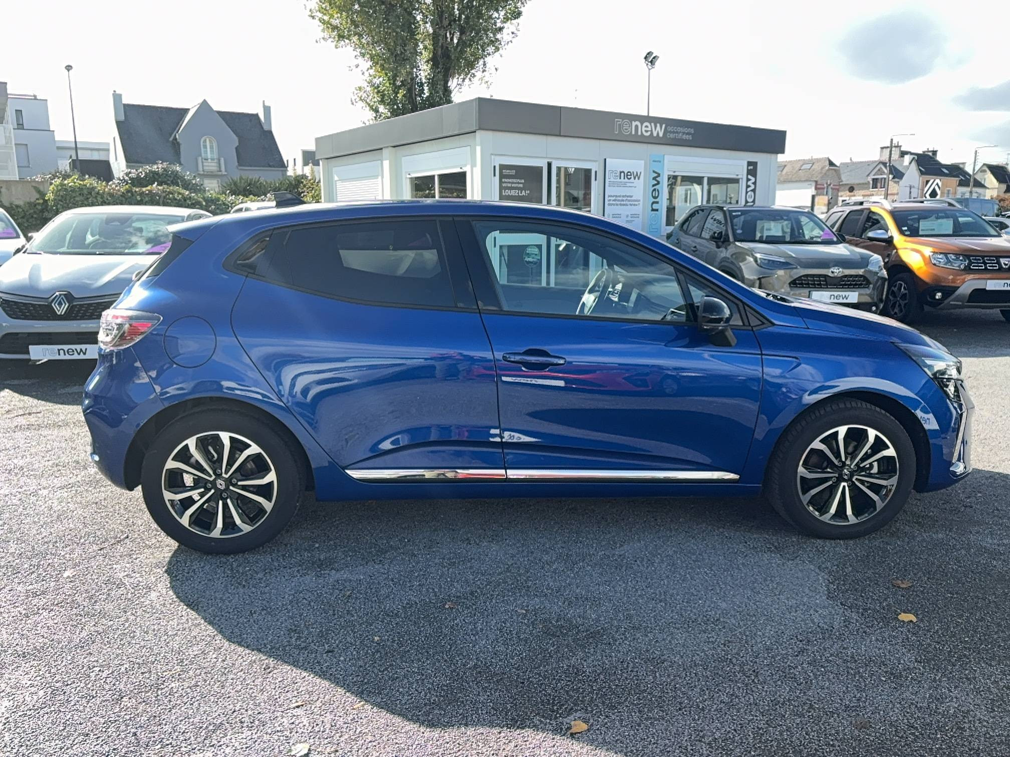 Vente en ligne Renault Clio 5 Clio E-Tech full hybrid 145 ch GSR2 au prix de 22 490 €