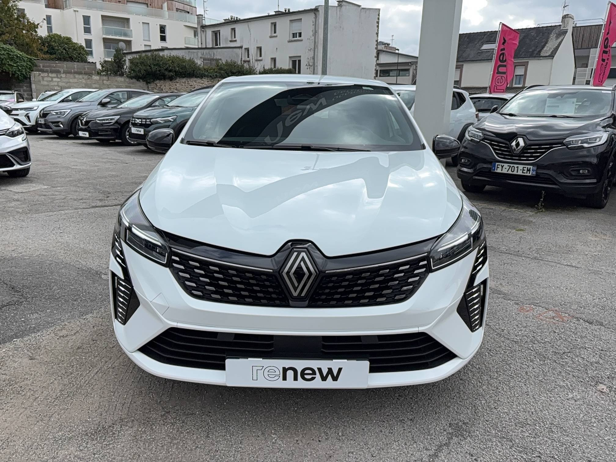 Vente en ligne Renault Clio 5 Clio E-Tech full hybrid 145 ch GSR2 au prix de 21 990 €