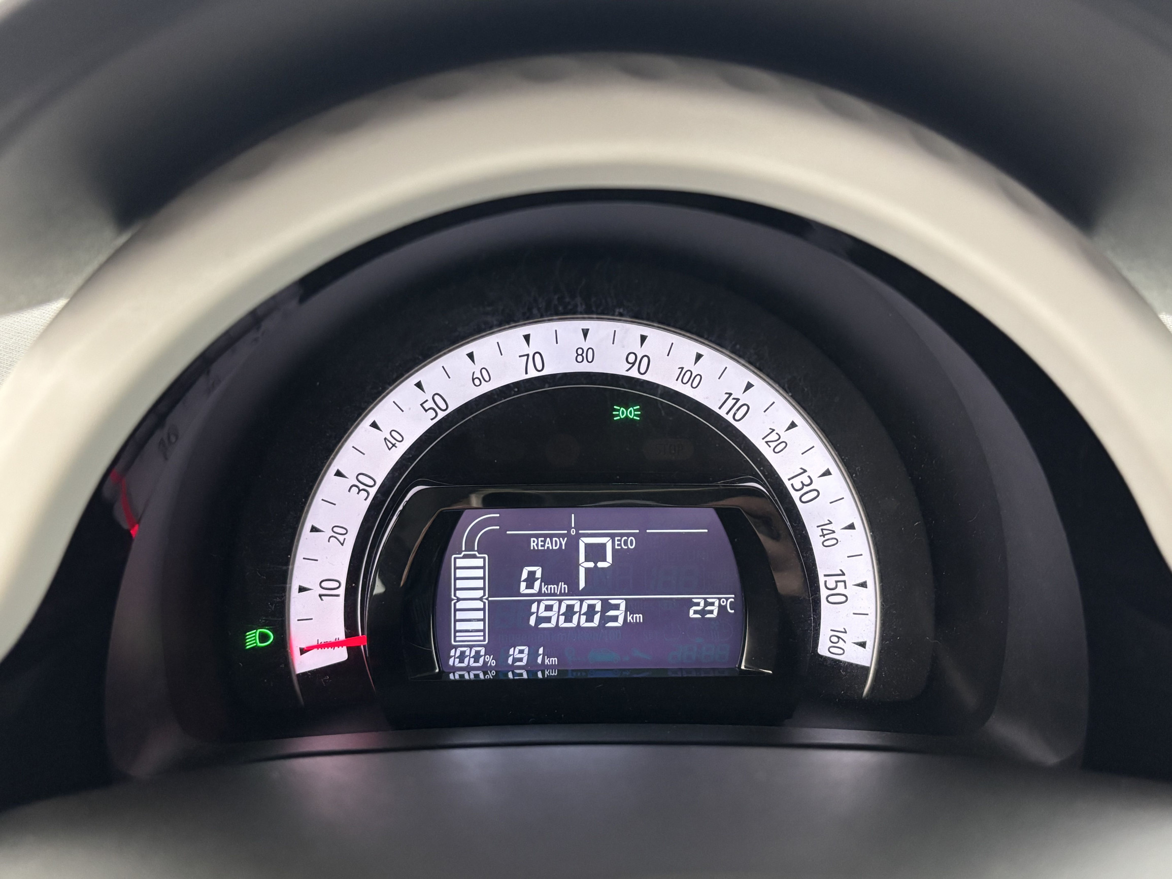 Vente en ligne Renault Twingo Electrique Twingo III E-Tech au prix de 10 290 €