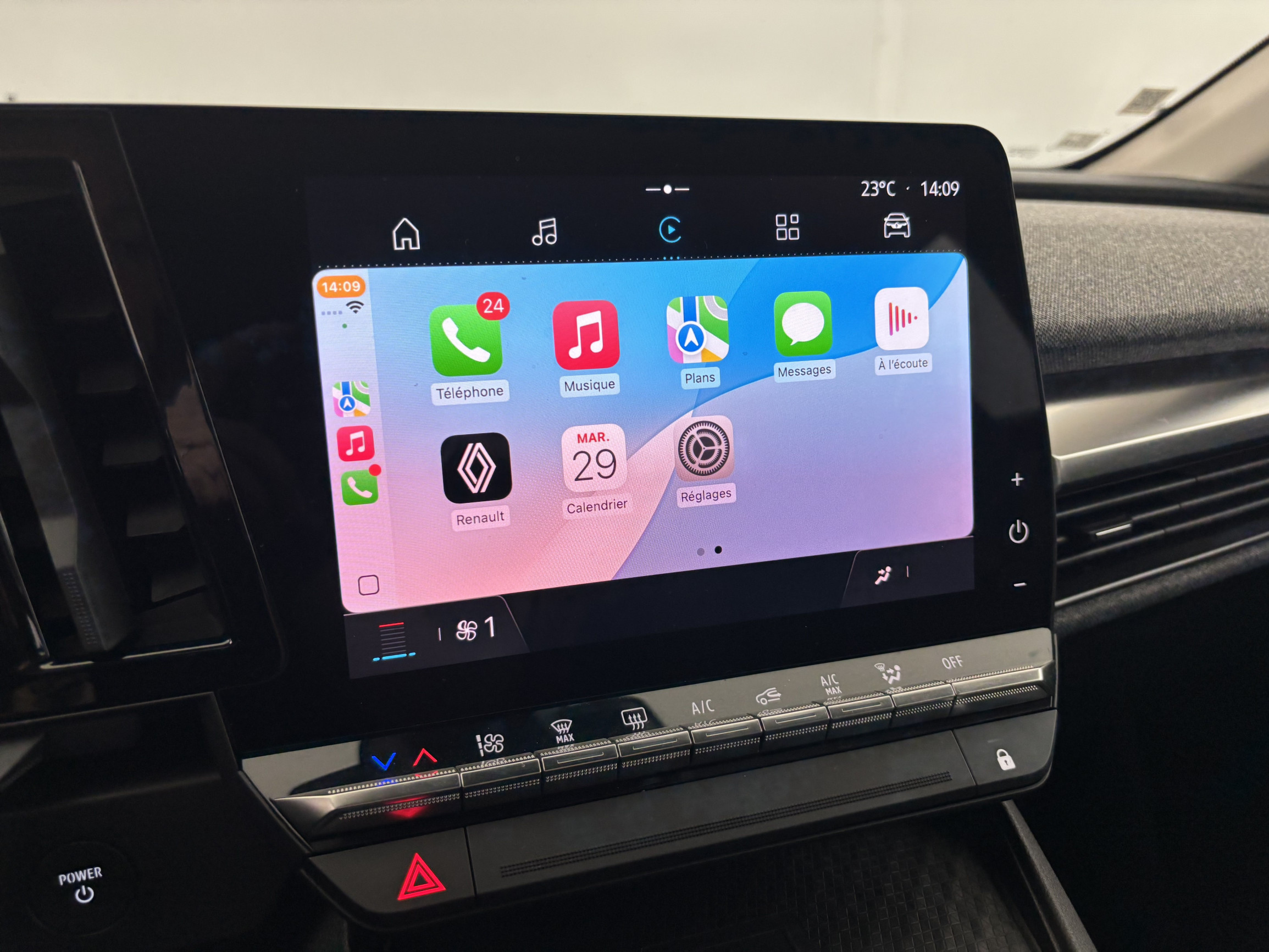 Vente en ligne Renault Megane E-Tech  EV40 130ch standard charge au prix de 17 790 €