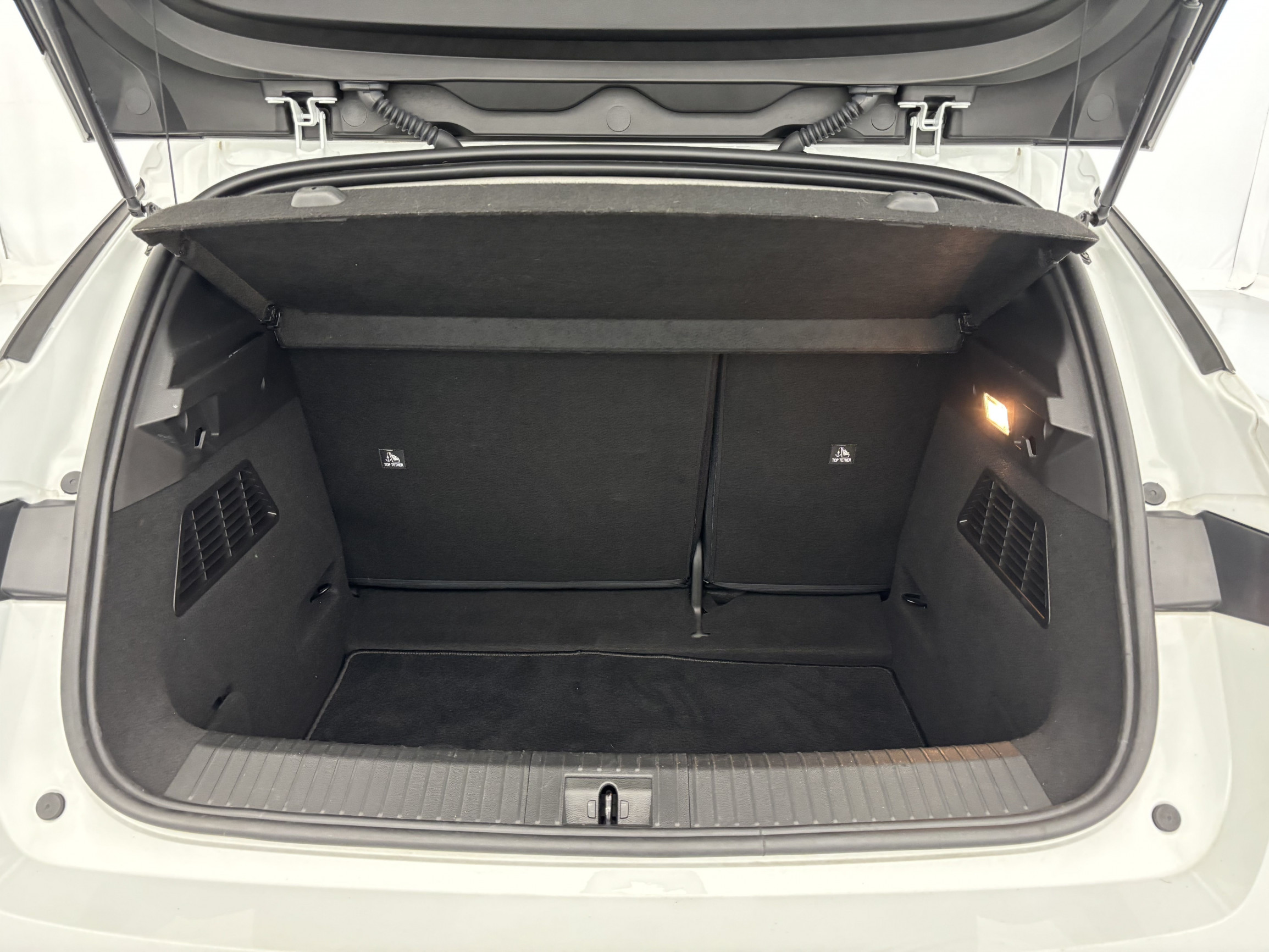 Vente en ligne Renault Megane E-Tech  EV40 130ch standard charge au prix de 17 790 €