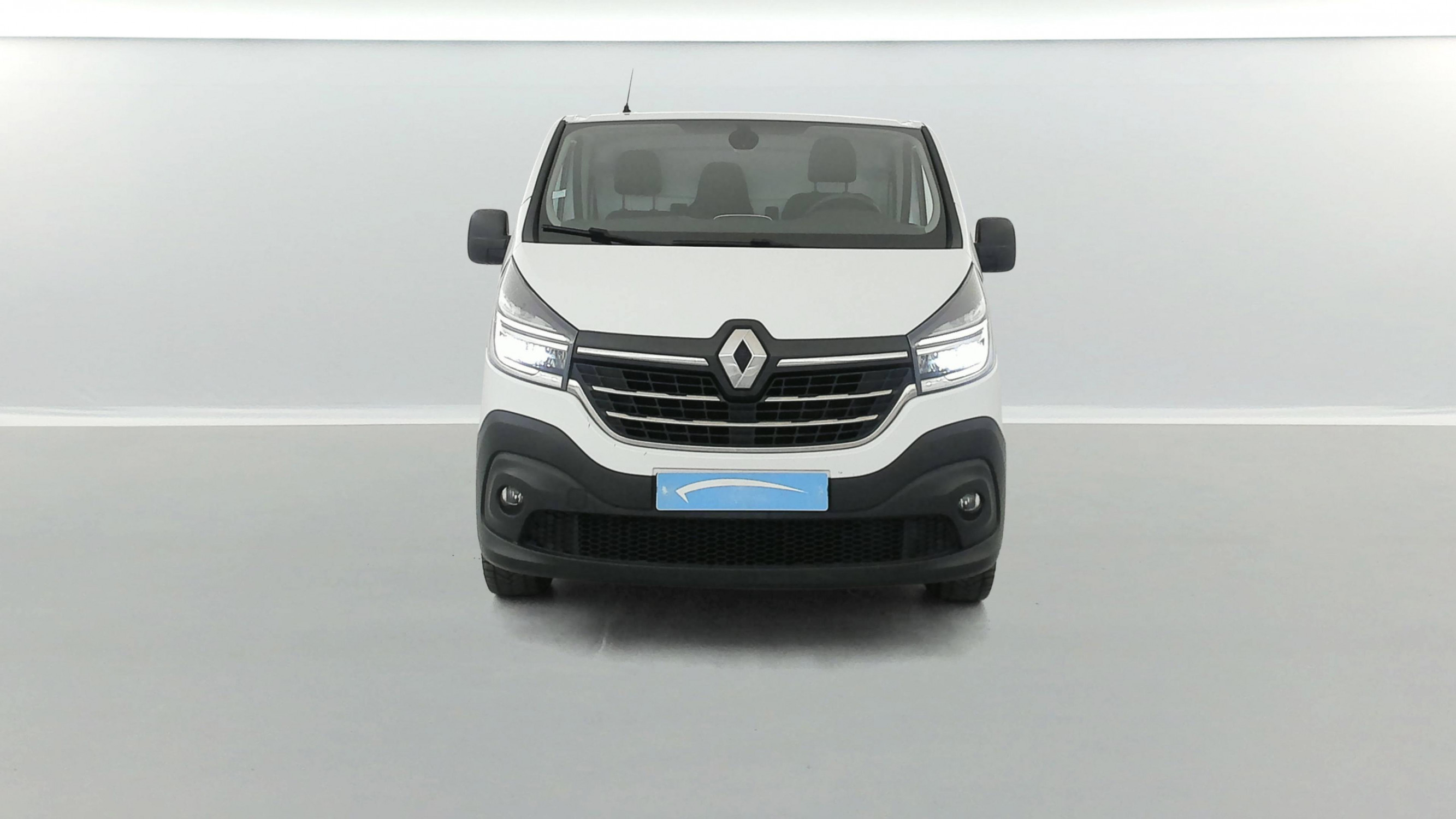 Vente en ligne Renault Trafic 3 Fourgon TRAFIC FGN L1H1 1200 KG DCI 120 au prix de 18 690 €
