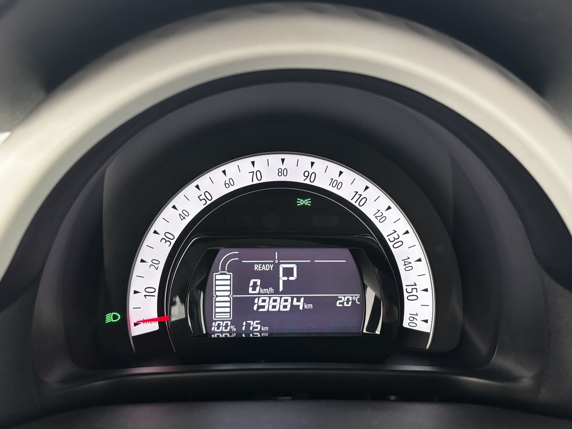 Vente en ligne Renault Twingo Electrique Twingo III E-Tech au prix de 10 390 €