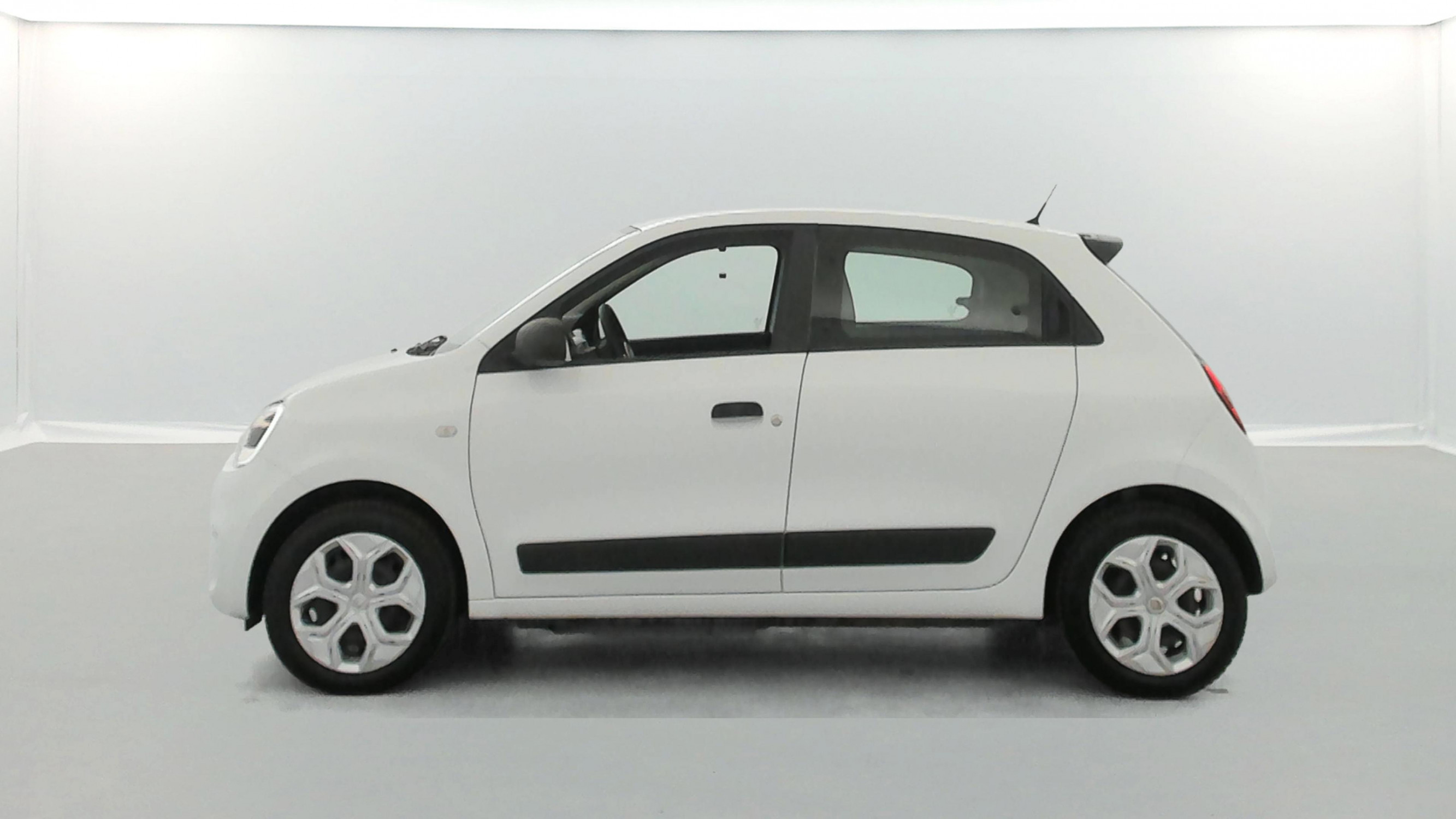 Vente en ligne Renault Twingo Electrique Twingo III E-Tech au prix de 10 390 €