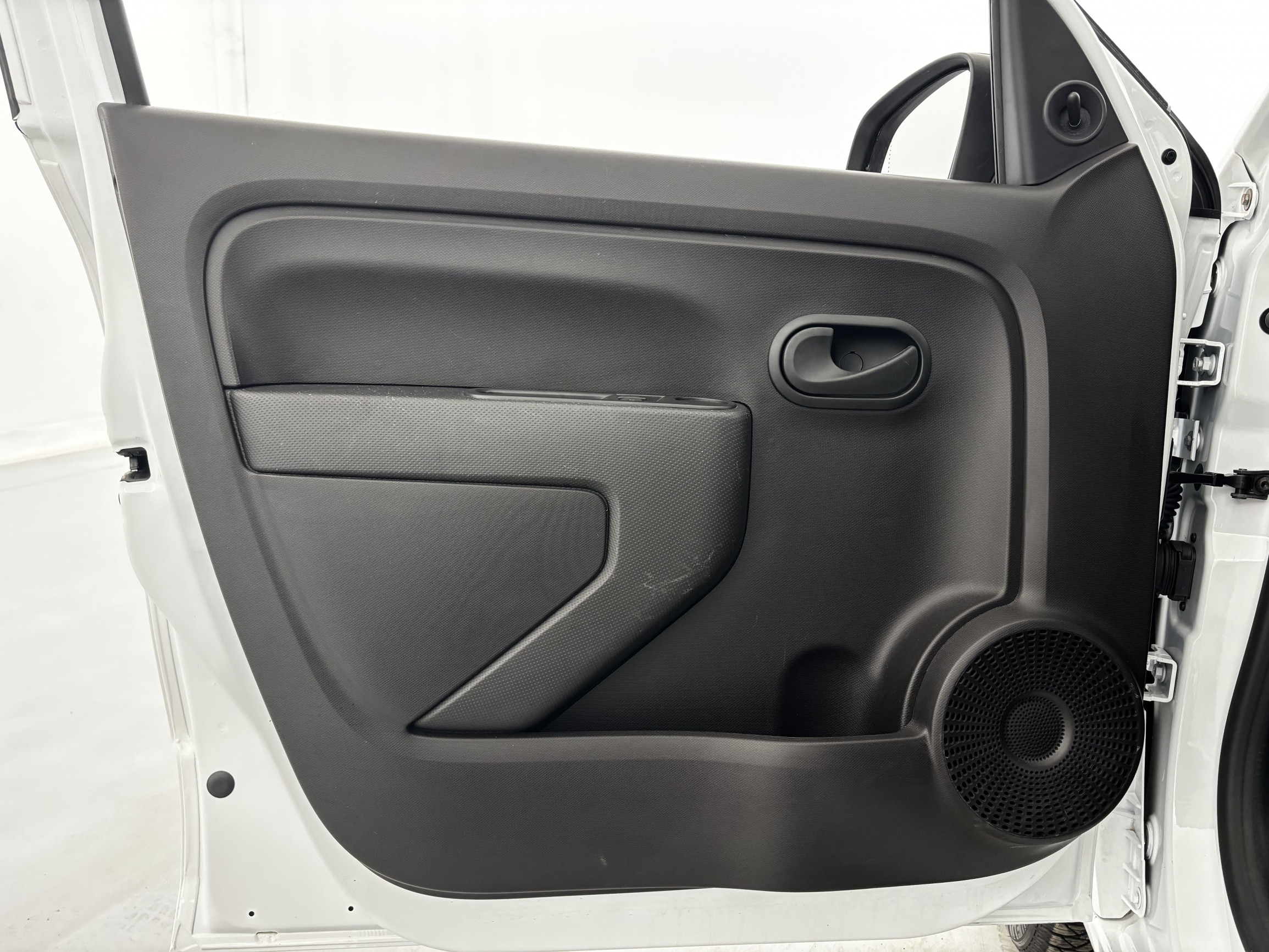 Vente en ligne Renault Twingo Electrique Twingo III E-Tech au prix de 10 390 €