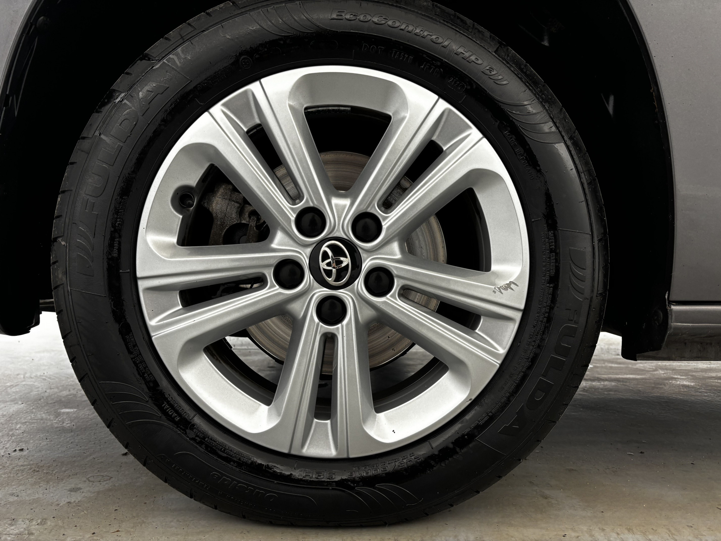 Vente en ligne Toyota Proace City Verso Proace City Verso Medium 1.2L 110 VVT-i BVM6 au prix de 22 390 €