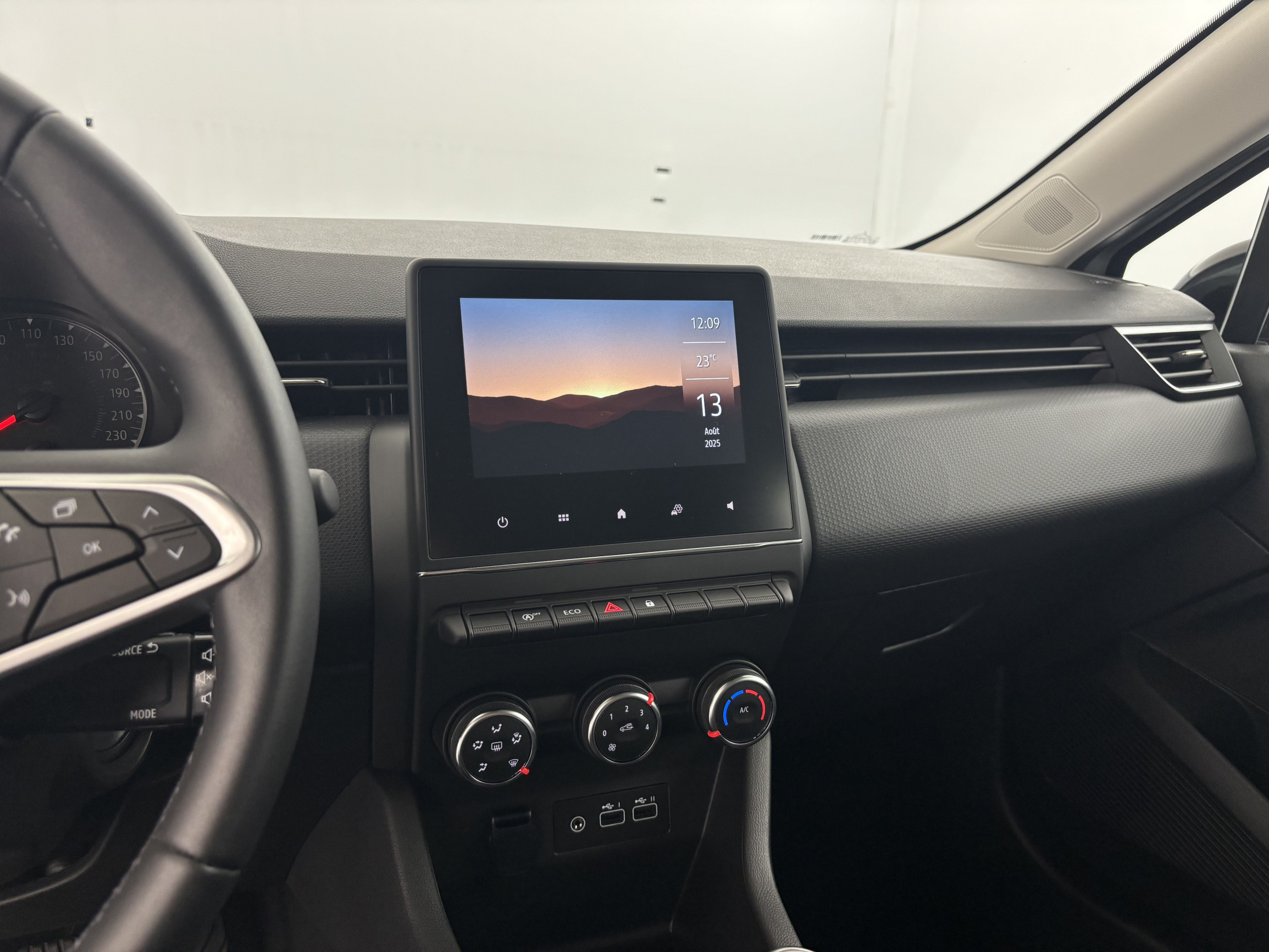 Vente en ligne Renault Clio 5 Clio TCe 90 au prix de 14 770 €