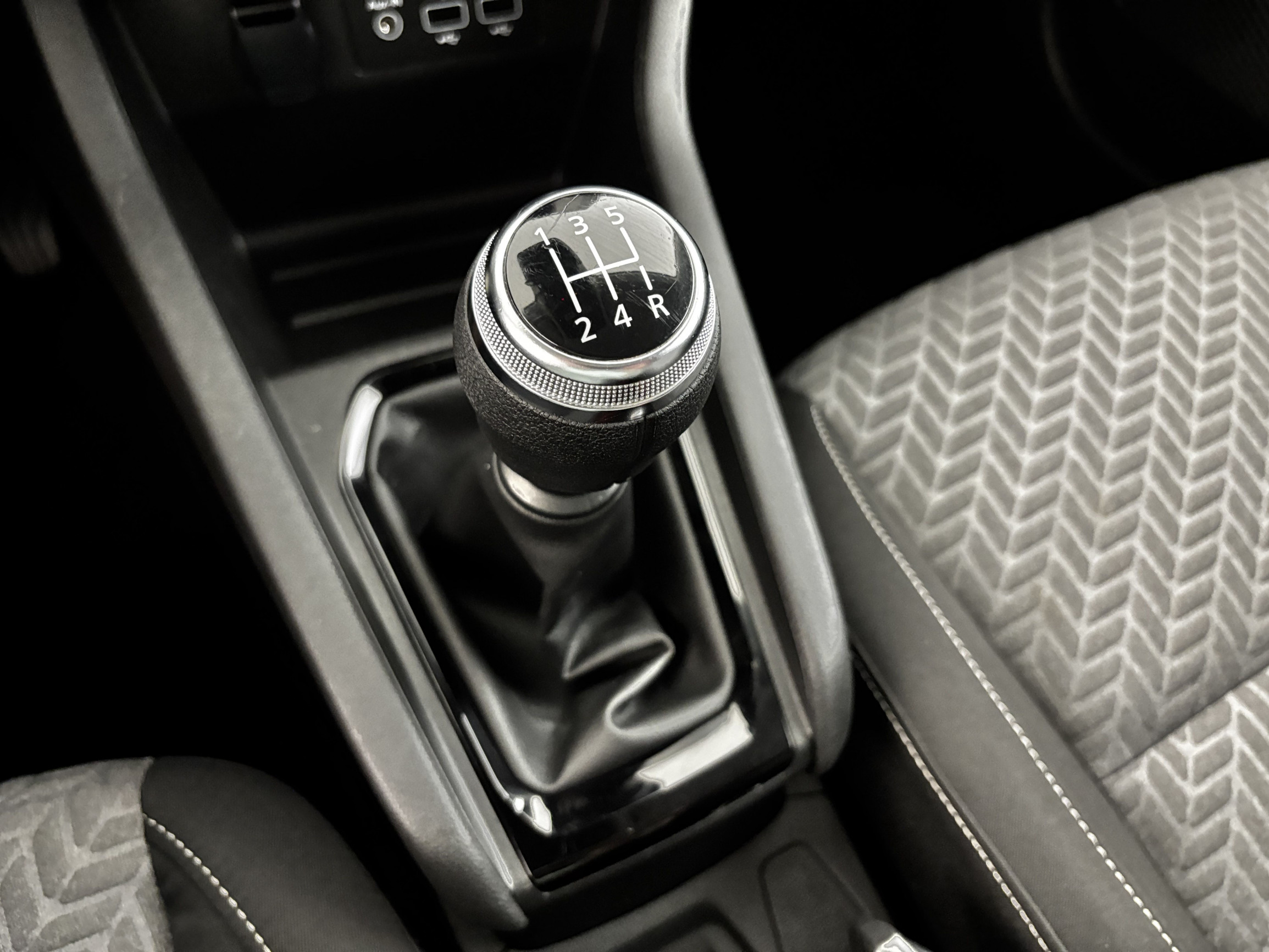 Vente en ligne Renault Clio 5 Clio SCe 65 au prix de 13 390 €