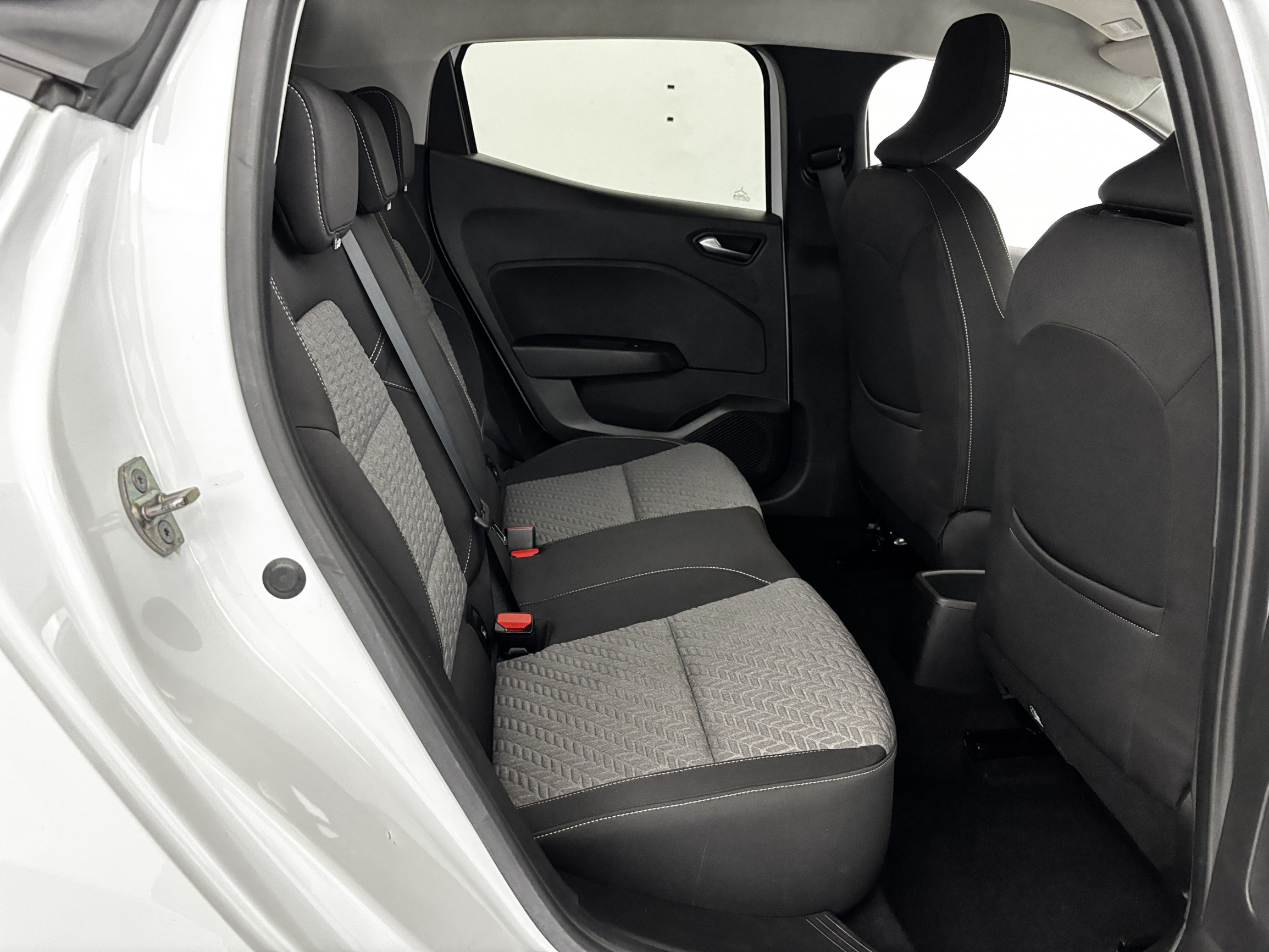 Vente en ligne Renault Clio 5 Clio Blue dCi 100 au prix de 15 390 €