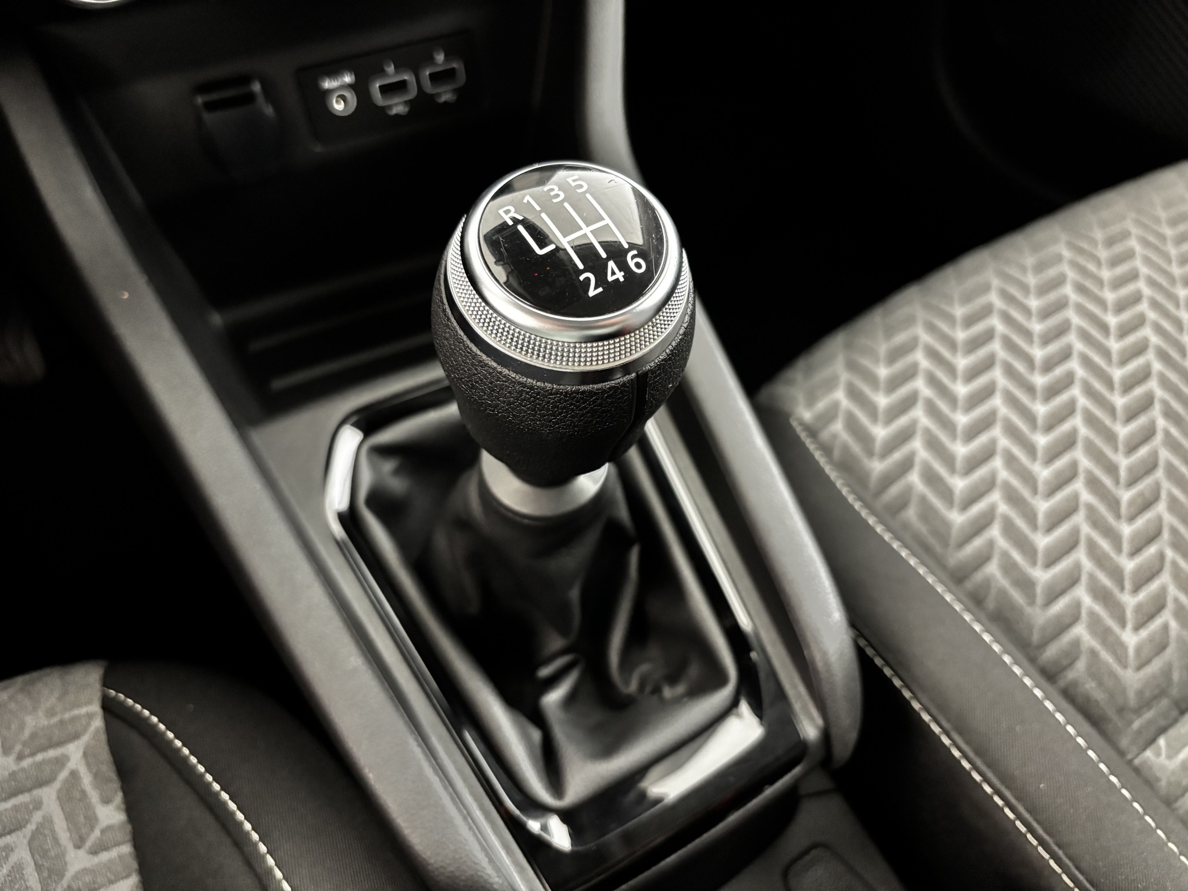 Vente en ligne Renault Clio 5 Clio Blue dCi 100 au prix de 15 390 €