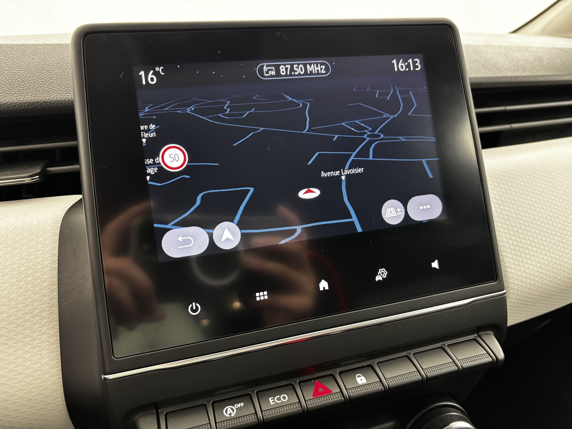 Vente en ligne Renault Clio 5 Clio Blue dCi 100 au prix de 15 390 €