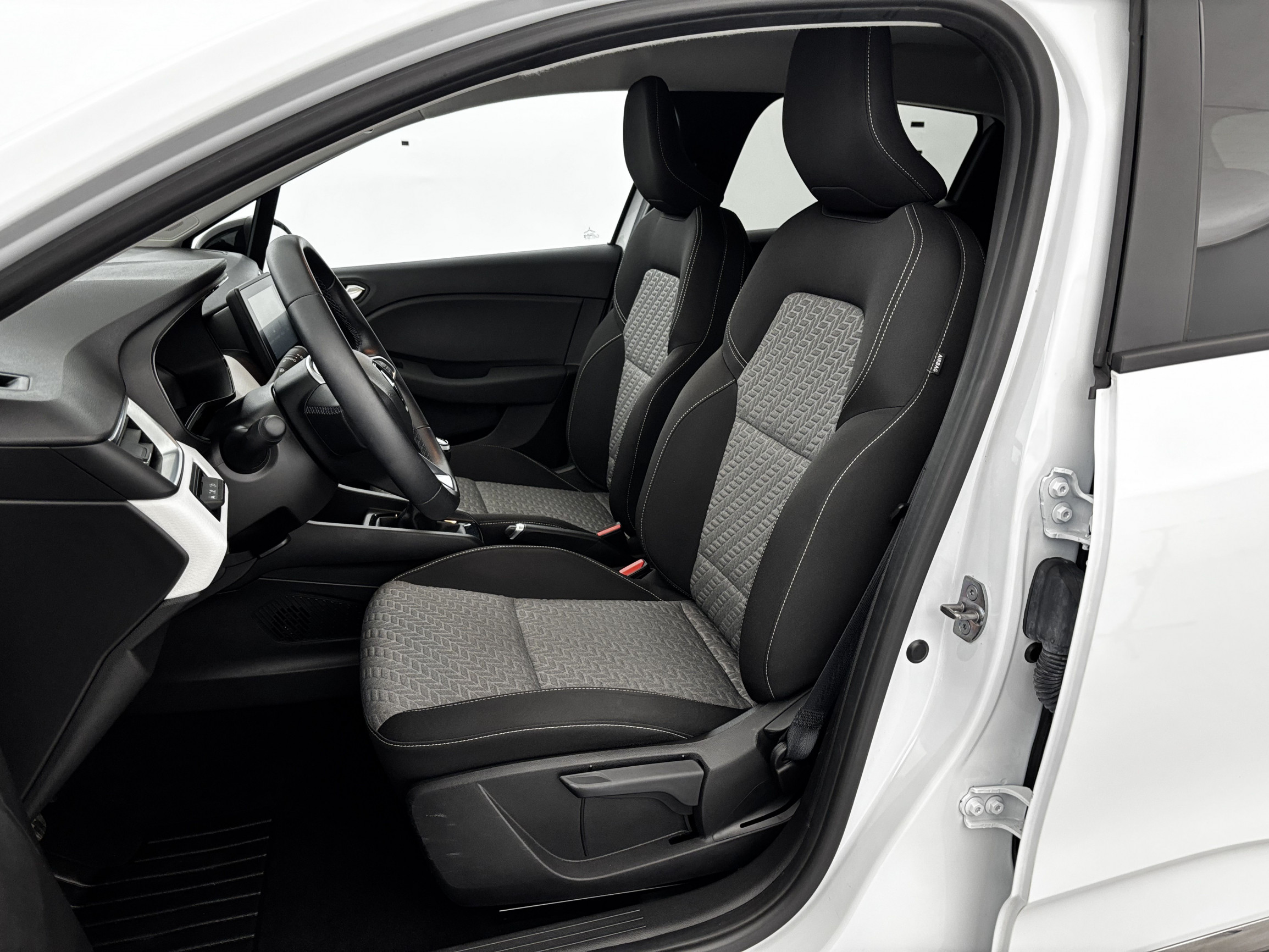 Vente en ligne Renault Clio 5 Clio Blue dCi 100 au prix de 15 390 €