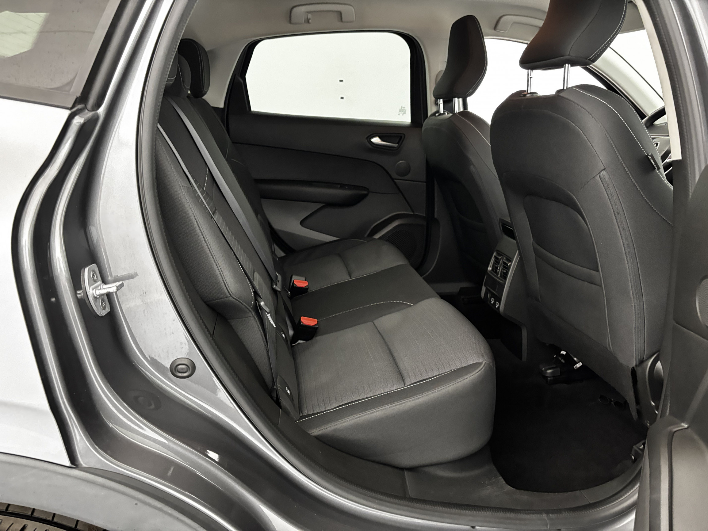 Vente en ligne Renault Arkana  mild hybrid 140 EDC FAP - 22 au prix de 18 690 €