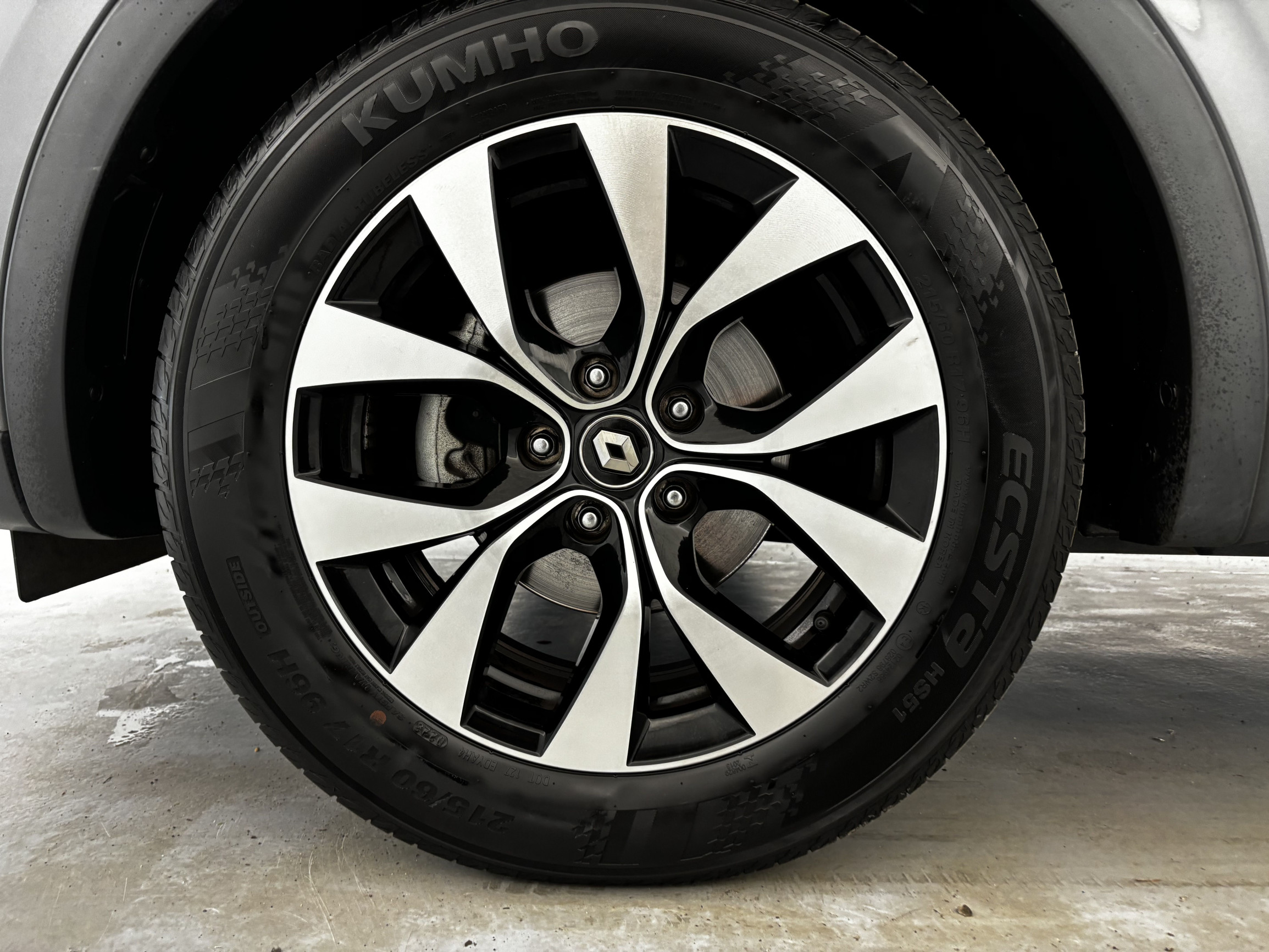 Vente en ligne Renault Arkana  mild hybrid 140 EDC FAP - 22 au prix de 18 690 €