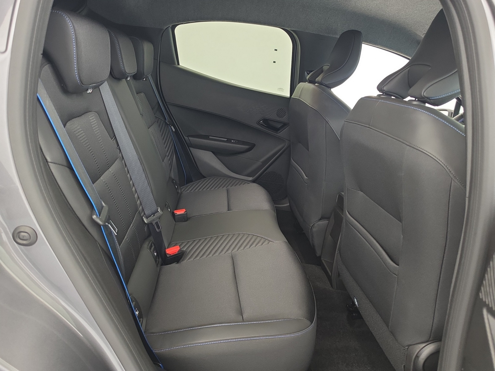 Vente en ligne Renault Clio 6 Clio E-Tech full hybrid 160 ch au prix de 27 990 €
