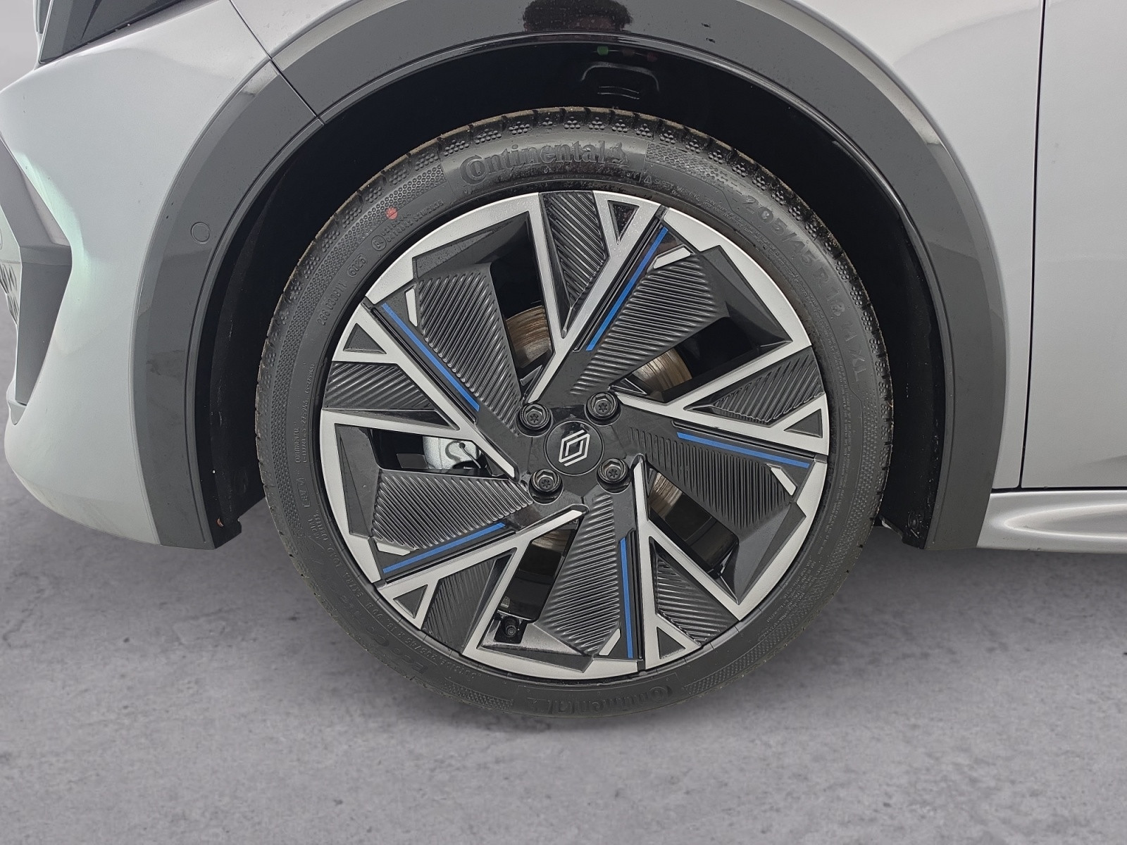 Vente en ligne Renault Clio 6 Clio E-Tech full hybrid 160 ch au prix de 27 990 €