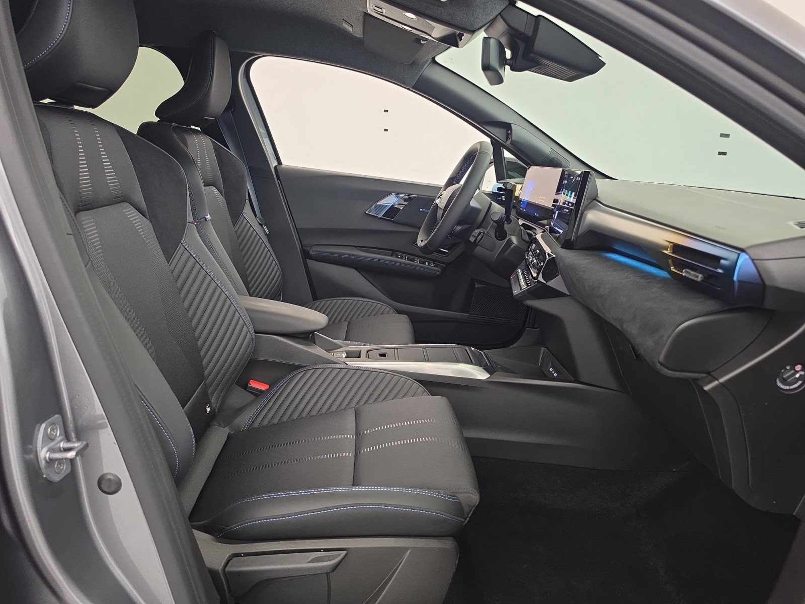 Vente en ligne Renault Clio 6 Clio E-Tech full hybrid 160 ch au prix de 27 990 €