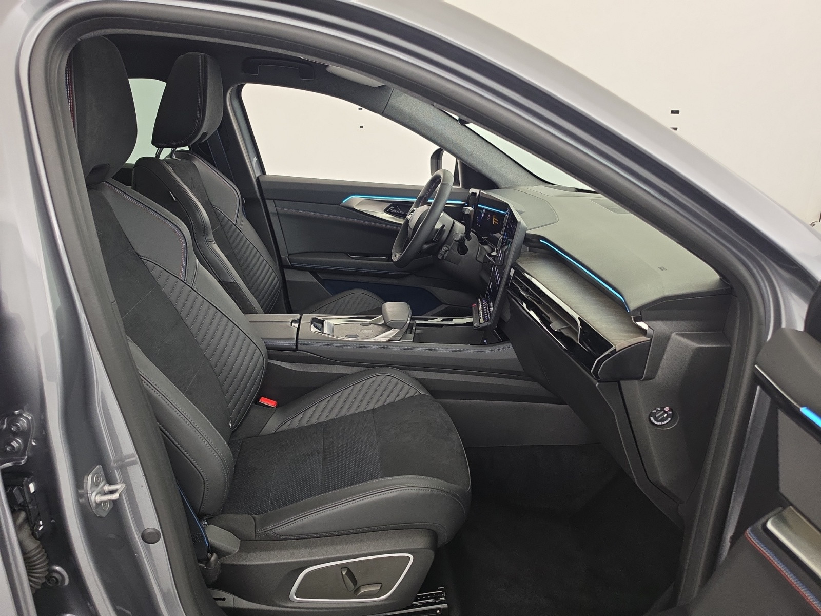 Vente en ligne Renault Rafale  E-Tech full hybrid 200 ch au prix de 40 290 €