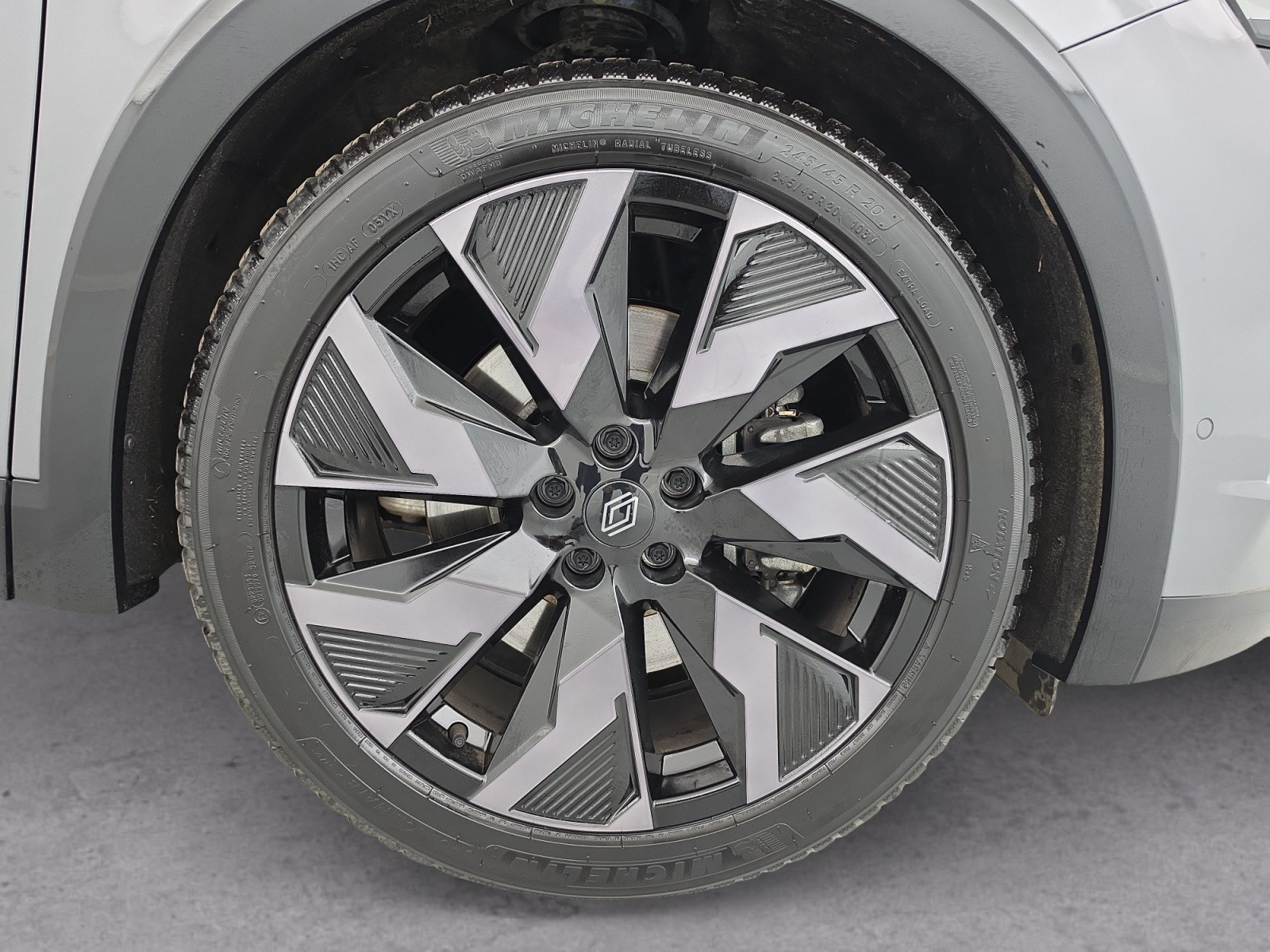 Vente en ligne Renault Rafale  E-Tech full hybrid 200 ch au prix de 40 290 €