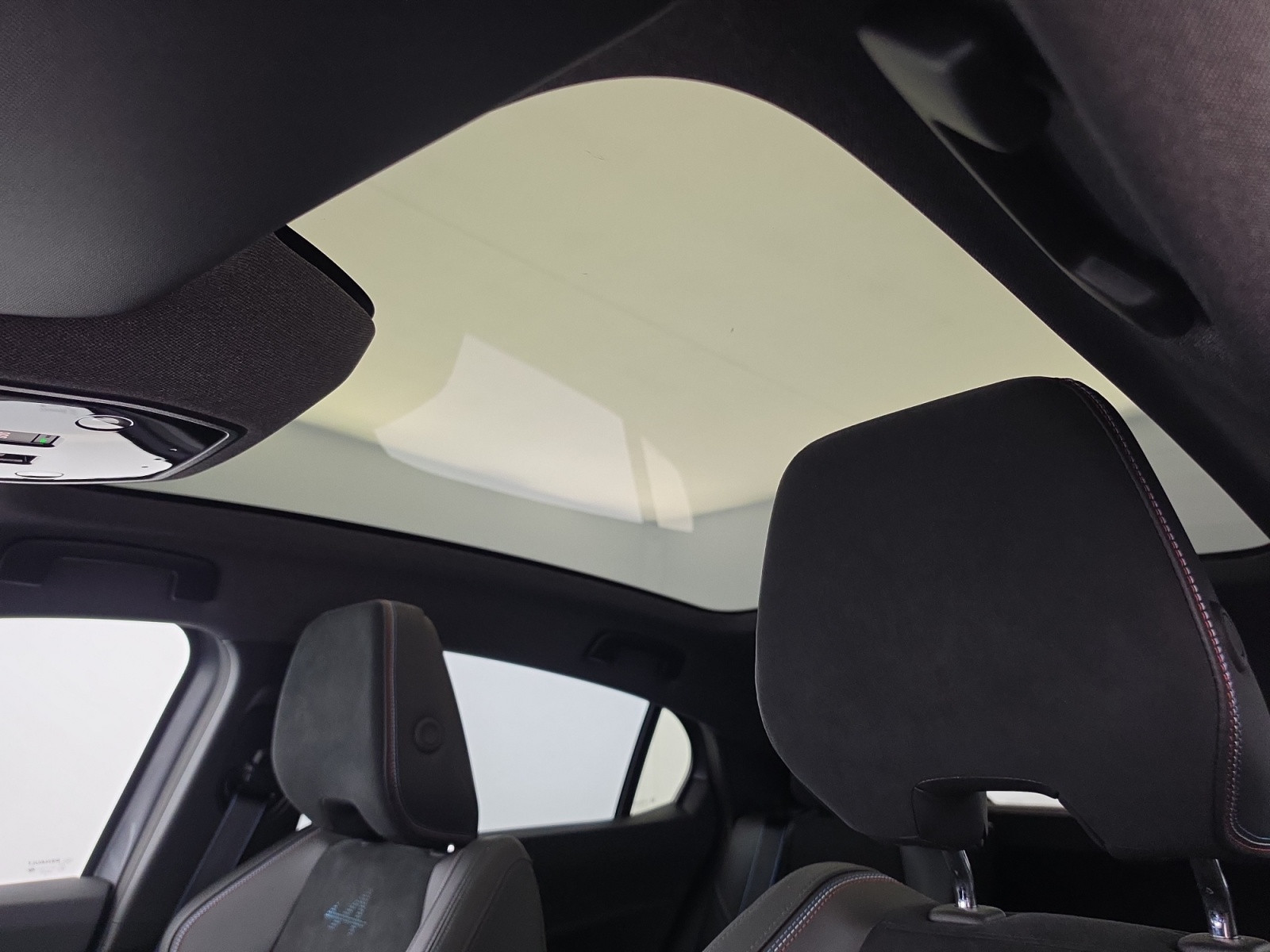 Vente en ligne Renault Rafale  E-Tech full hybrid 200 ch au prix de 40 290 €