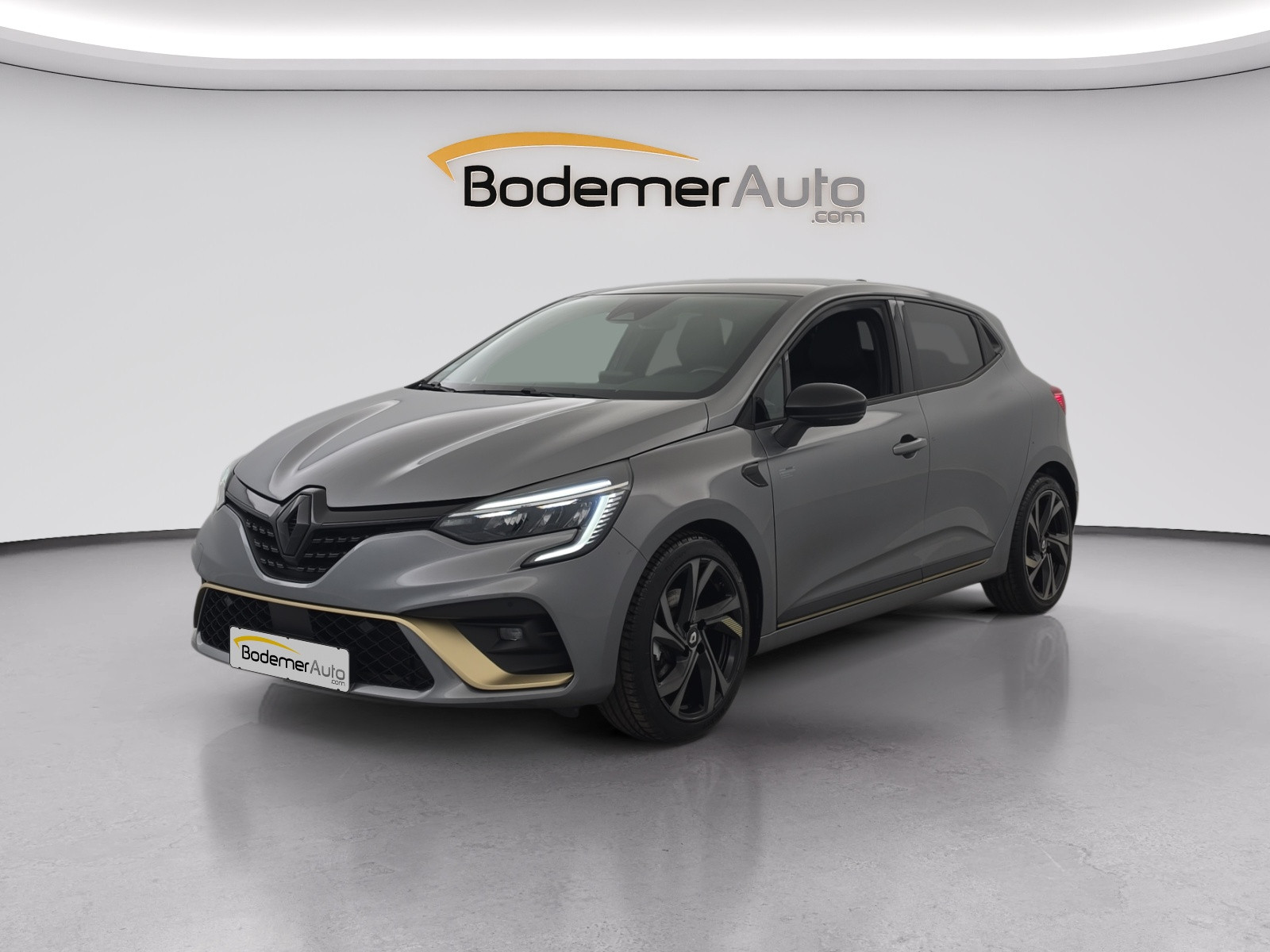 Renault Clio 5 Clio E-Tech hybride 145 occasion de 2022 en vente à Vannes