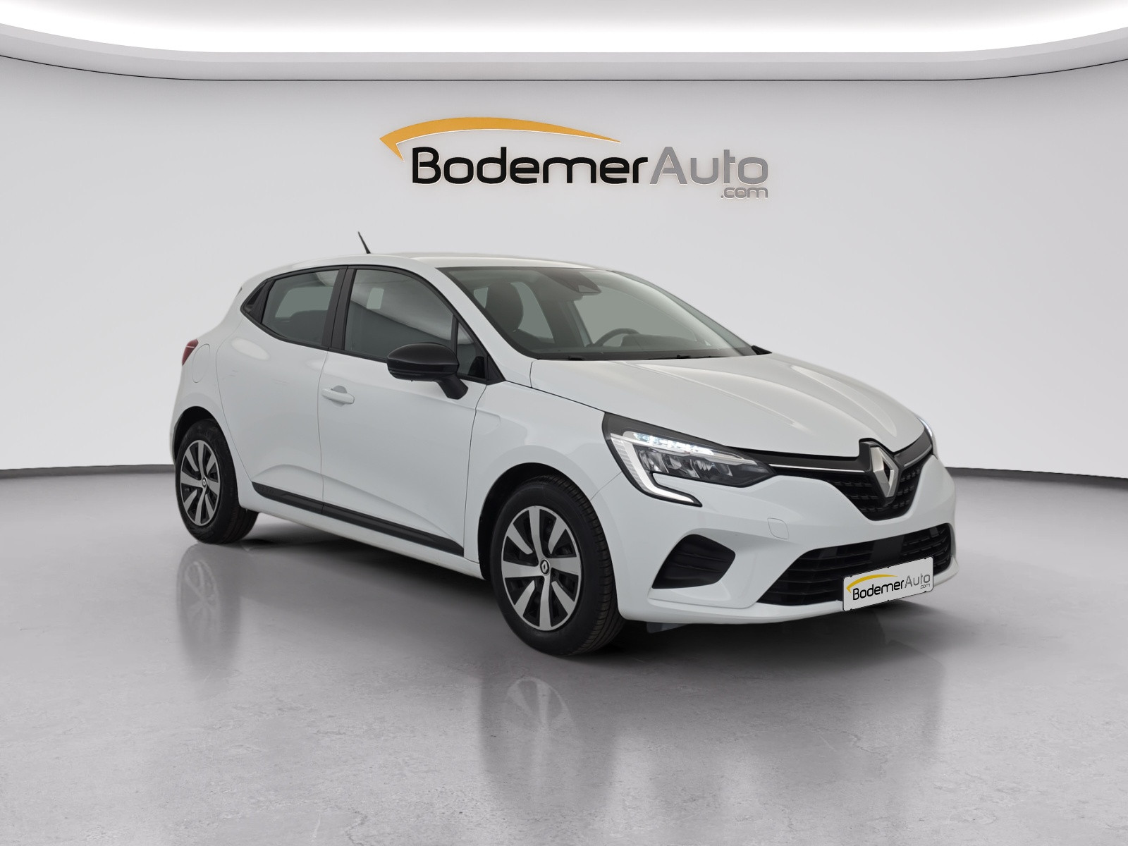 Vente en ligne Renault Clio 5 Clio TCe 90 au prix de 13 490 €