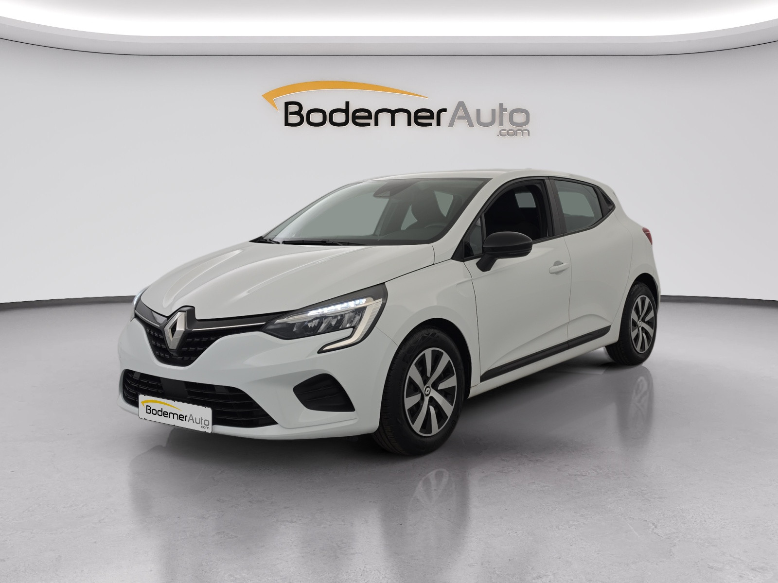 Renault Clio 5 Clio TCe 90 occasion de 2023 en vente à Vannes