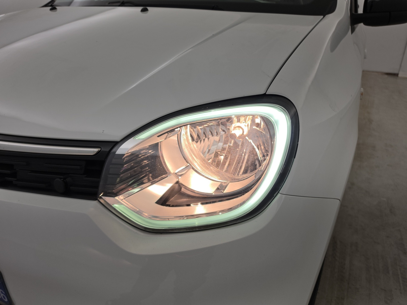 Vente en ligne Renault Twingo Electrique Twingo III E-Tech au prix de 13 290 €
