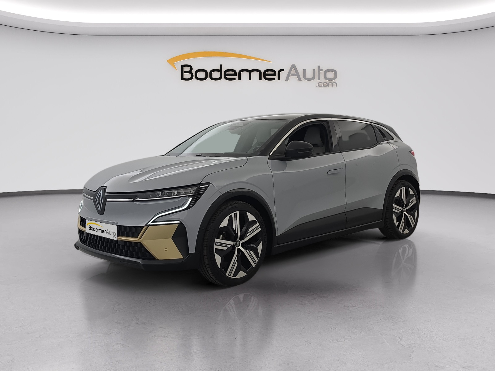 Renault Megane E-Tech  EV60 220 ch super charge occasion de 2023 en vente à Vannes