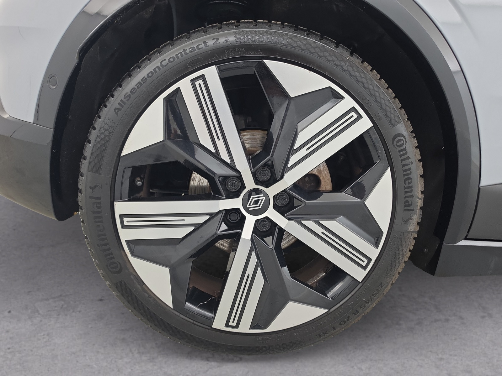 Vente en ligne Renault Megane E-Tech  EV60 220 ch super charge au prix de 26 990 €