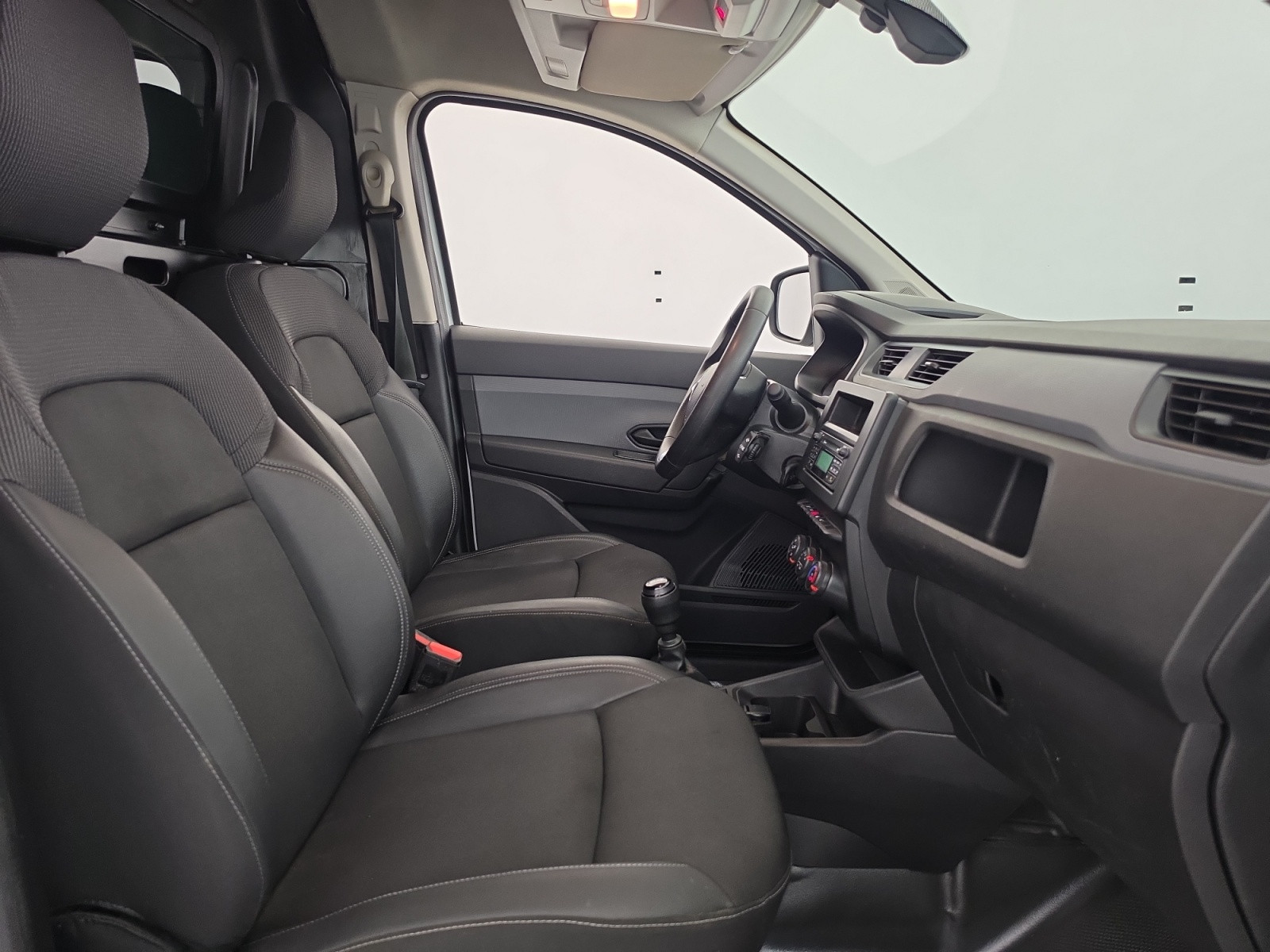 Vente en ligne Renault Express Van  BLUE DCI 95 - 22 au prix de 14 790 €