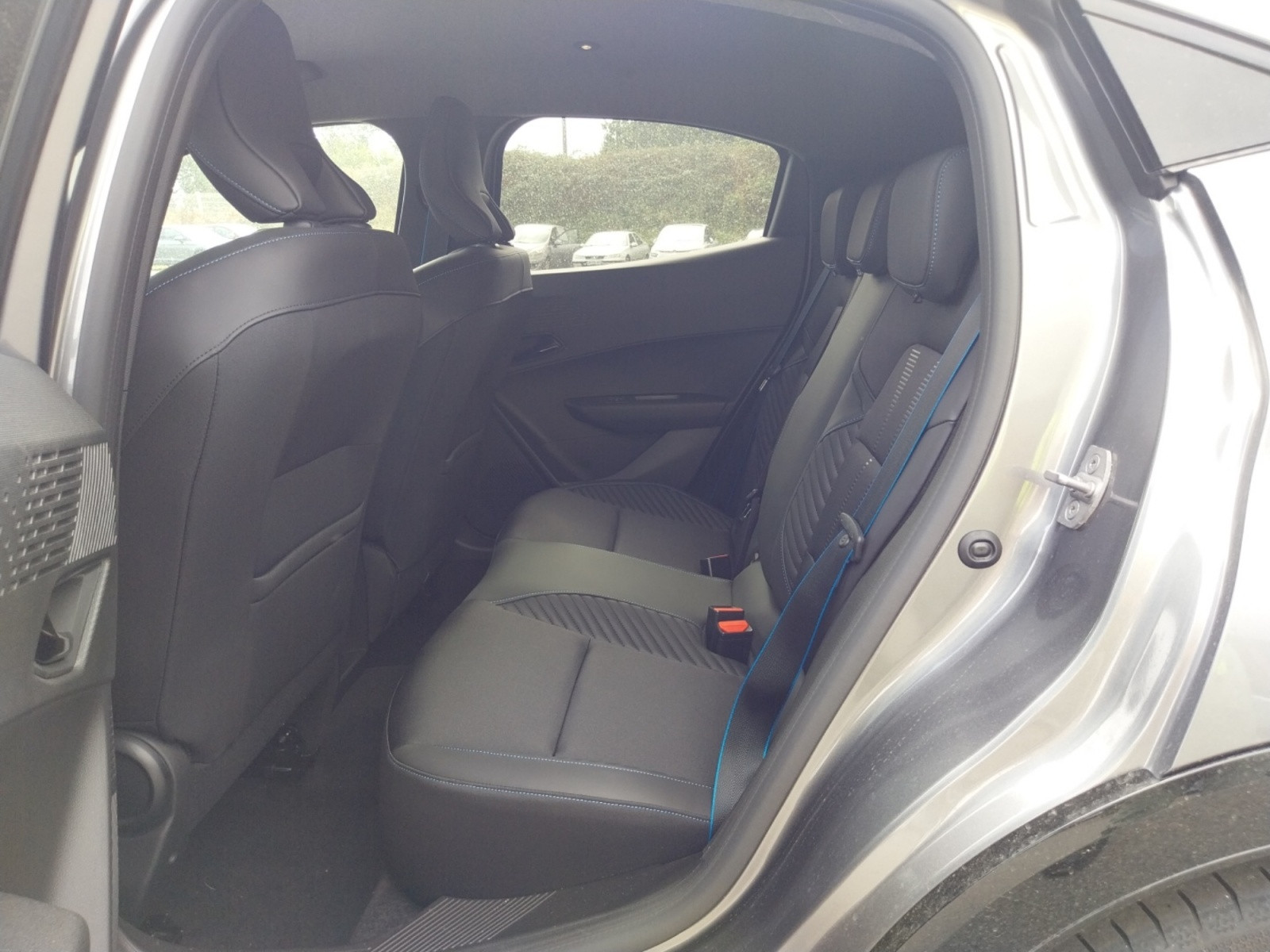 Vente en ligne Renault Clio 6 Clio E-Tech full hybrid 160 ch au prix de 27 990 €