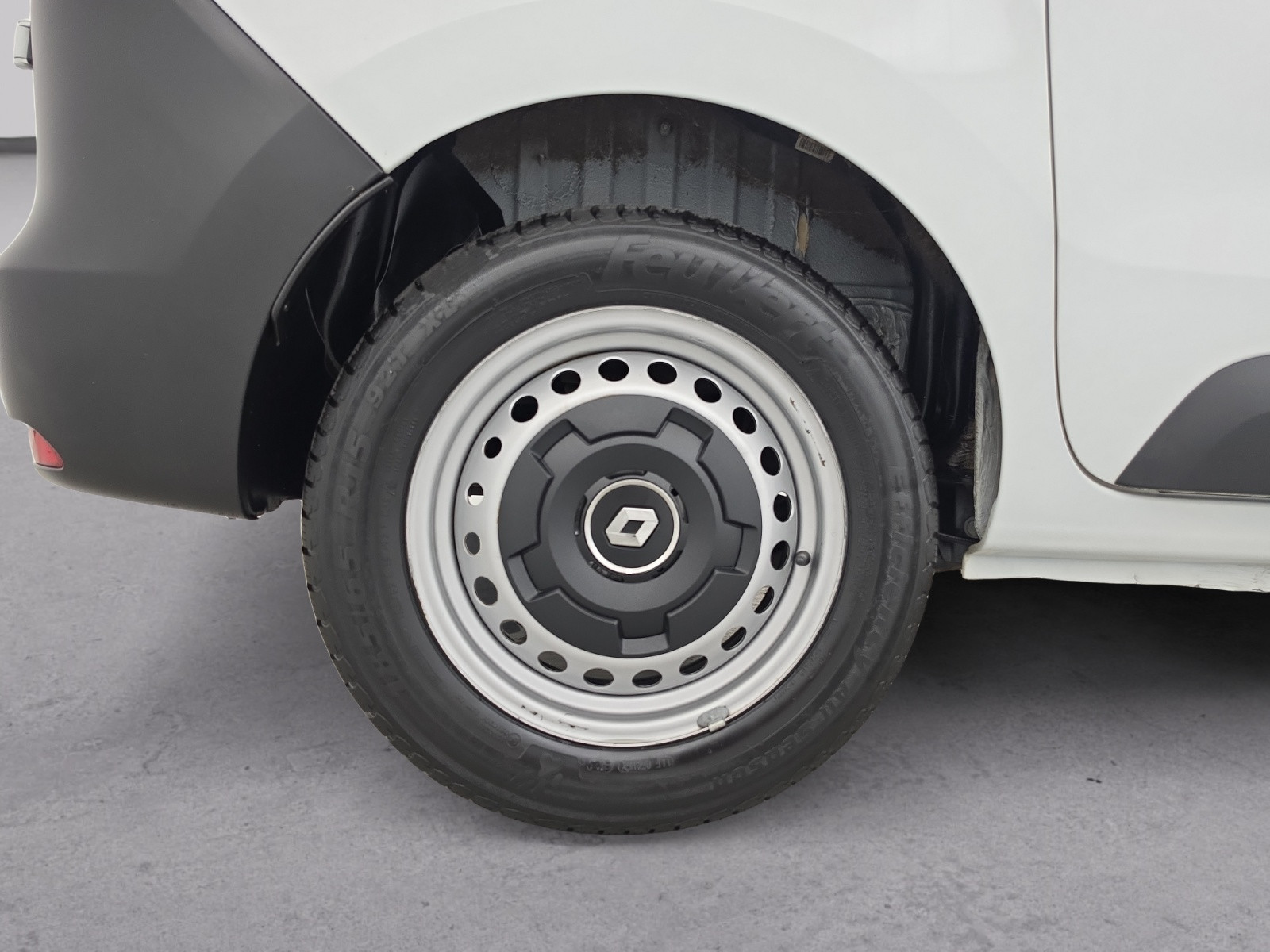 Vente en ligne Renault Express Van  BLUE DCI 95 - 22 au prix de 15 990 €