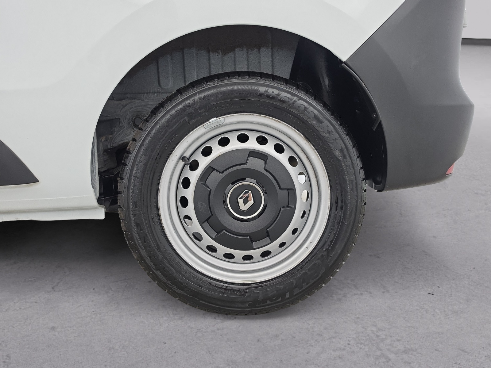 Vente en ligne Renault Express Van  BLUE DCI 95 - 22 au prix de 15 990 €