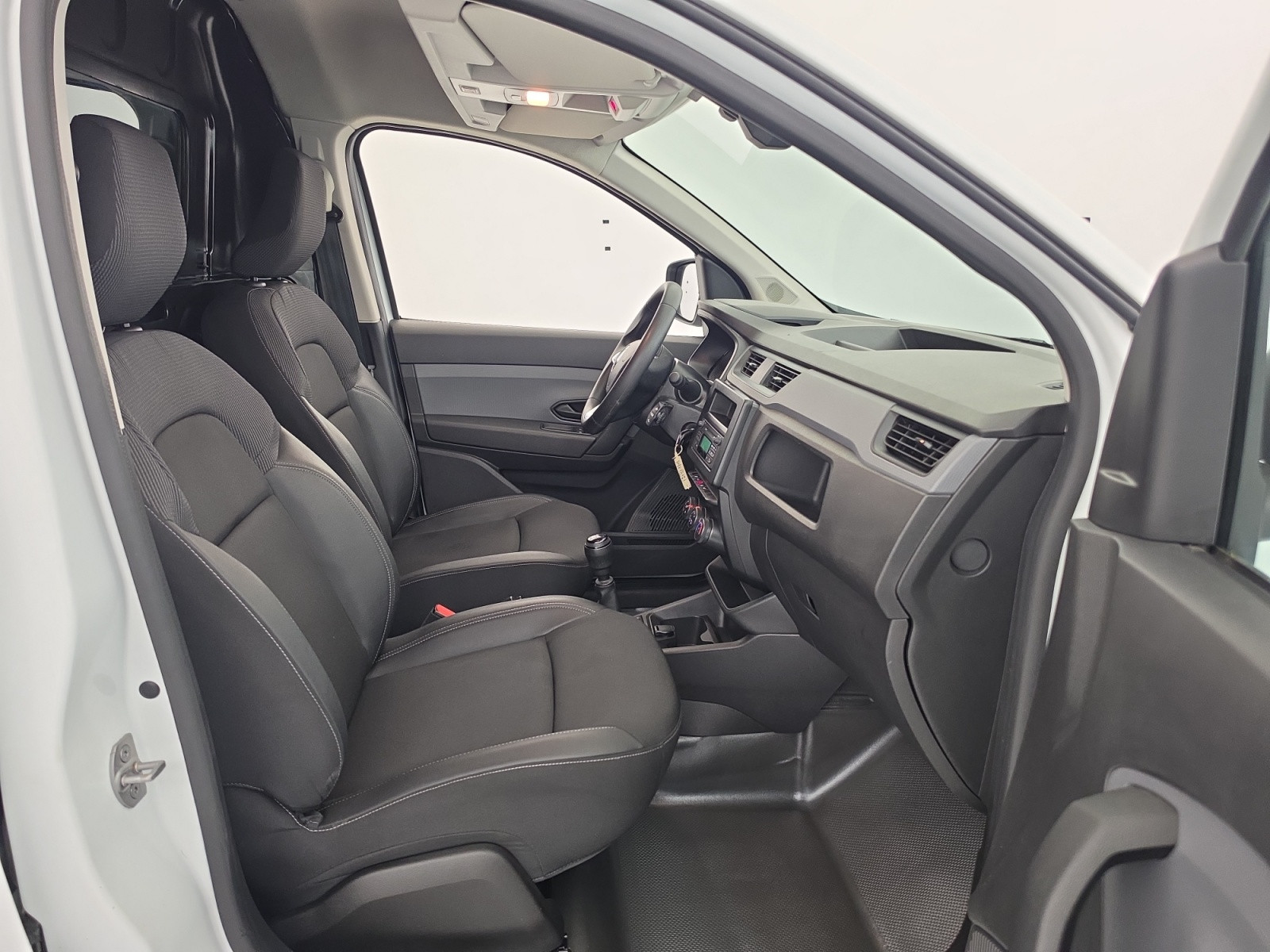 Vente en ligne Renault Express Van  BLUE DCI 95 - 22 au prix de 15 990 €