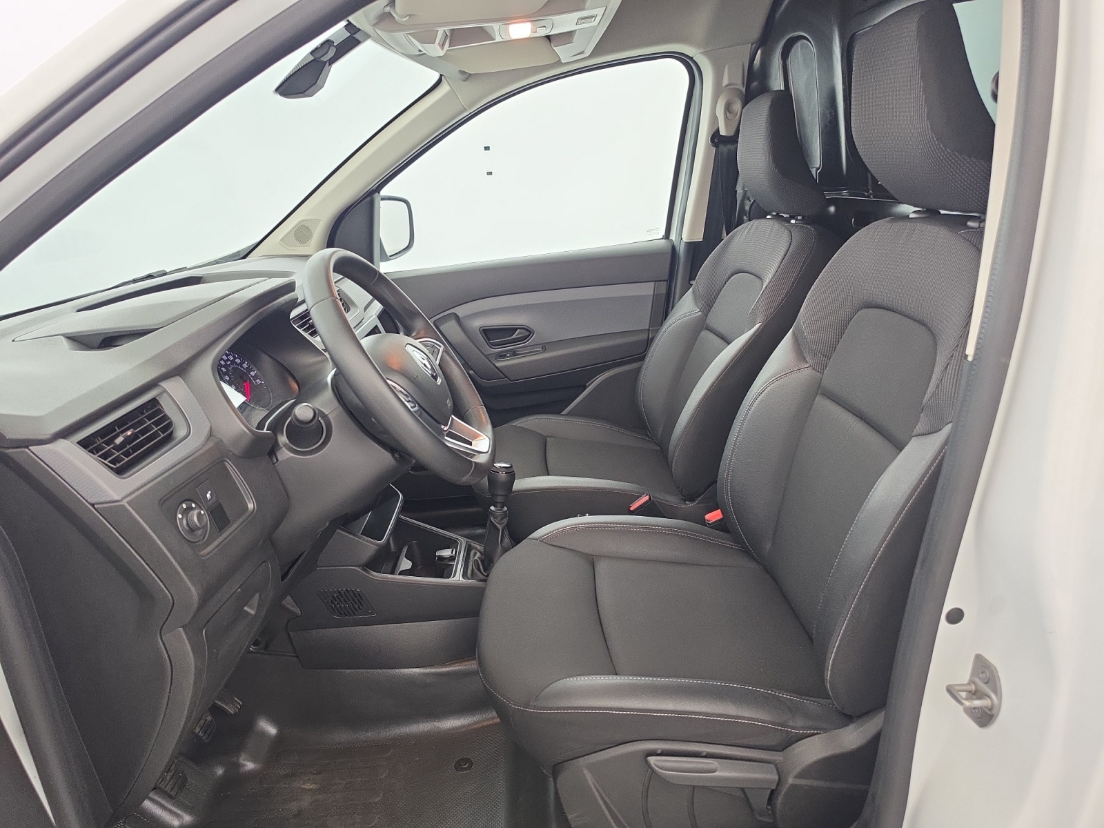 Vente en ligne Renault Express Van  BLUE DCI 95 - 22 au prix de 15 990 €