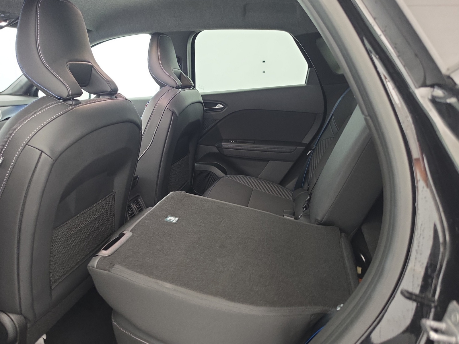 Vente en ligne Renault Captur  E-Tech full hybrid 145 ch au prix de 25 990 €