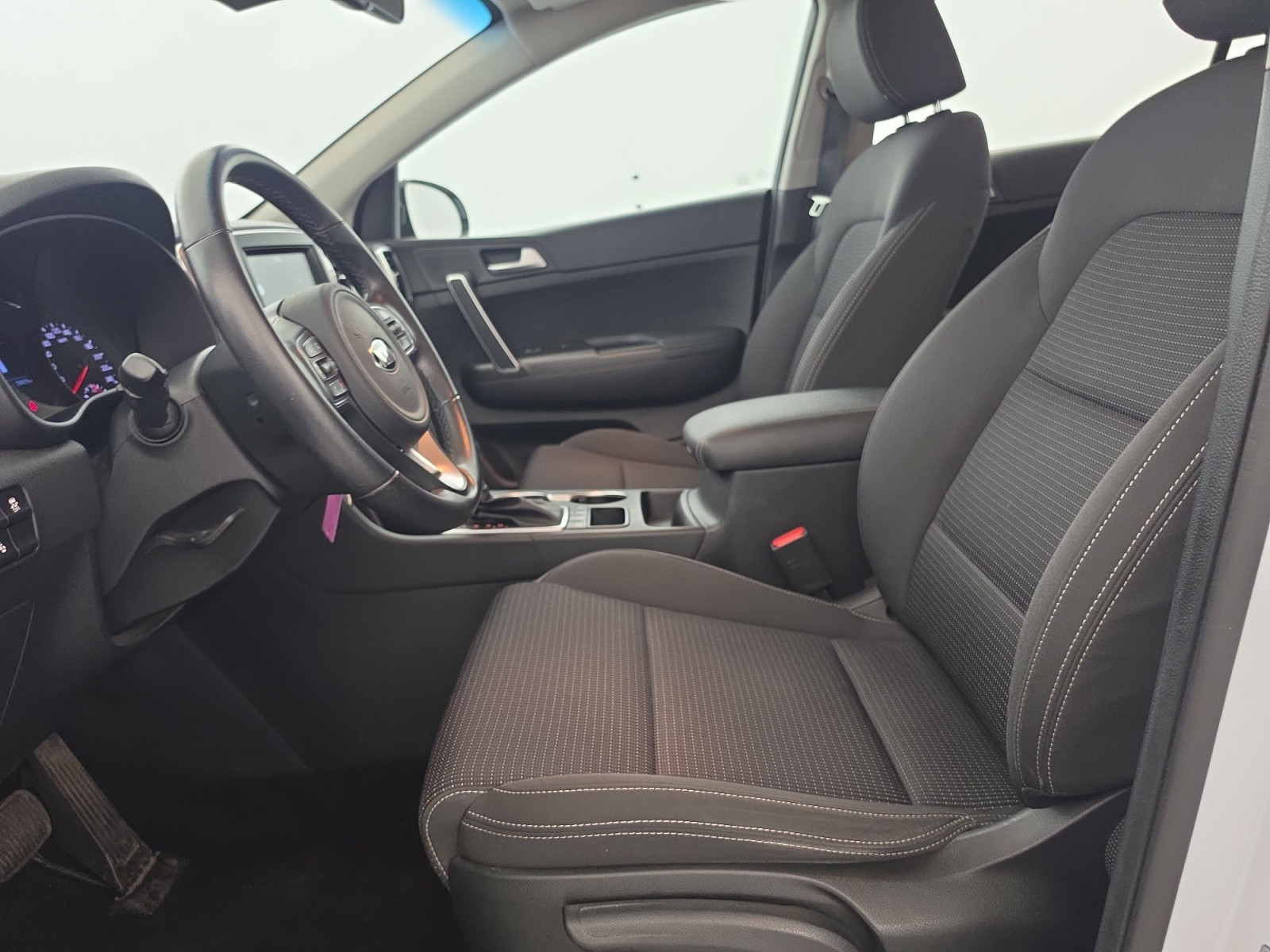 Vente en ligne Kia Sportage  1.7 CRDi 141 ISG 4x2 DCT7 au prix de 16 990 €