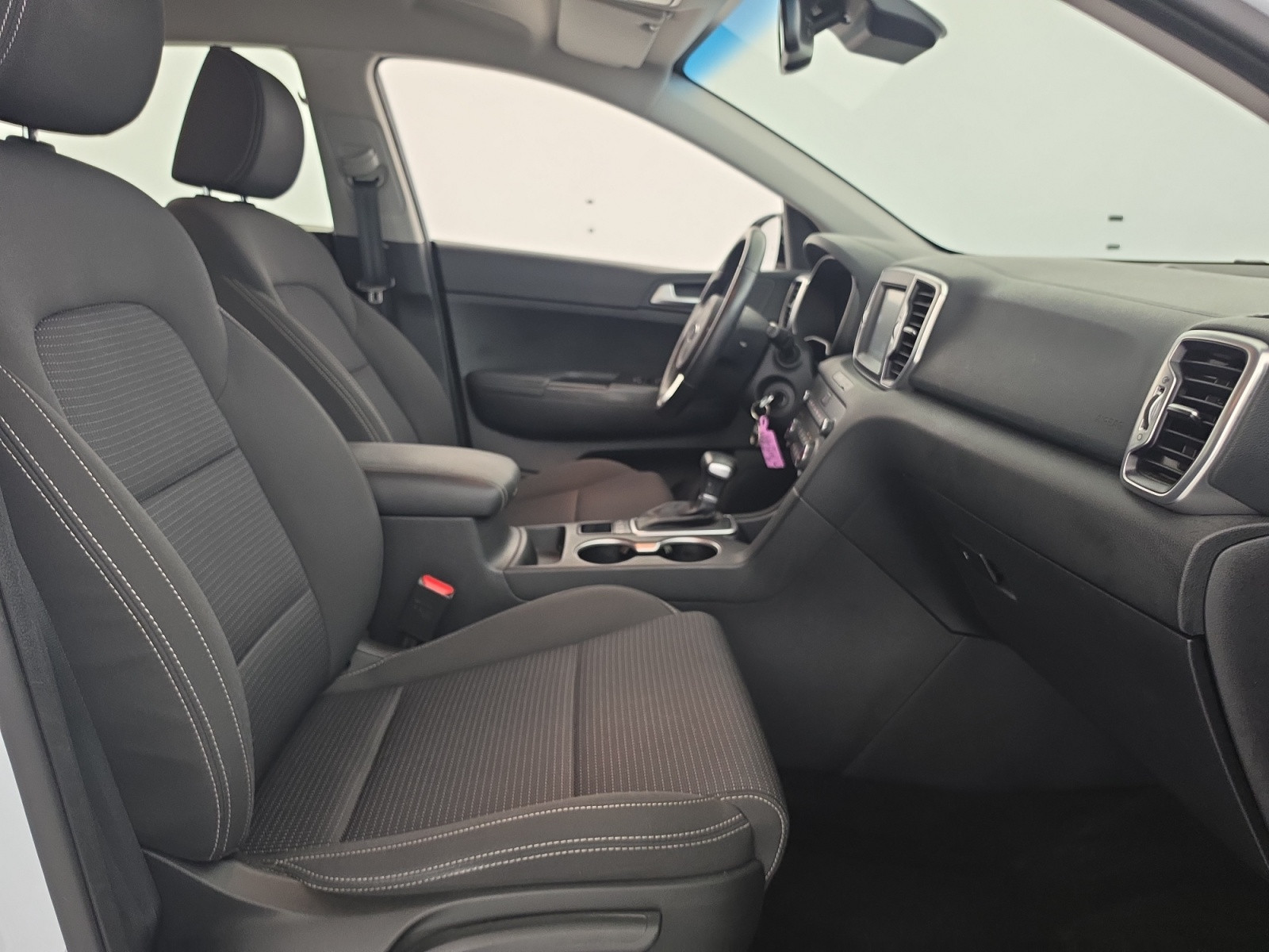 Vente en ligne Kia Sportage  1.7 CRDi 141 ISG 4x2 DCT7 au prix de 16 990 €