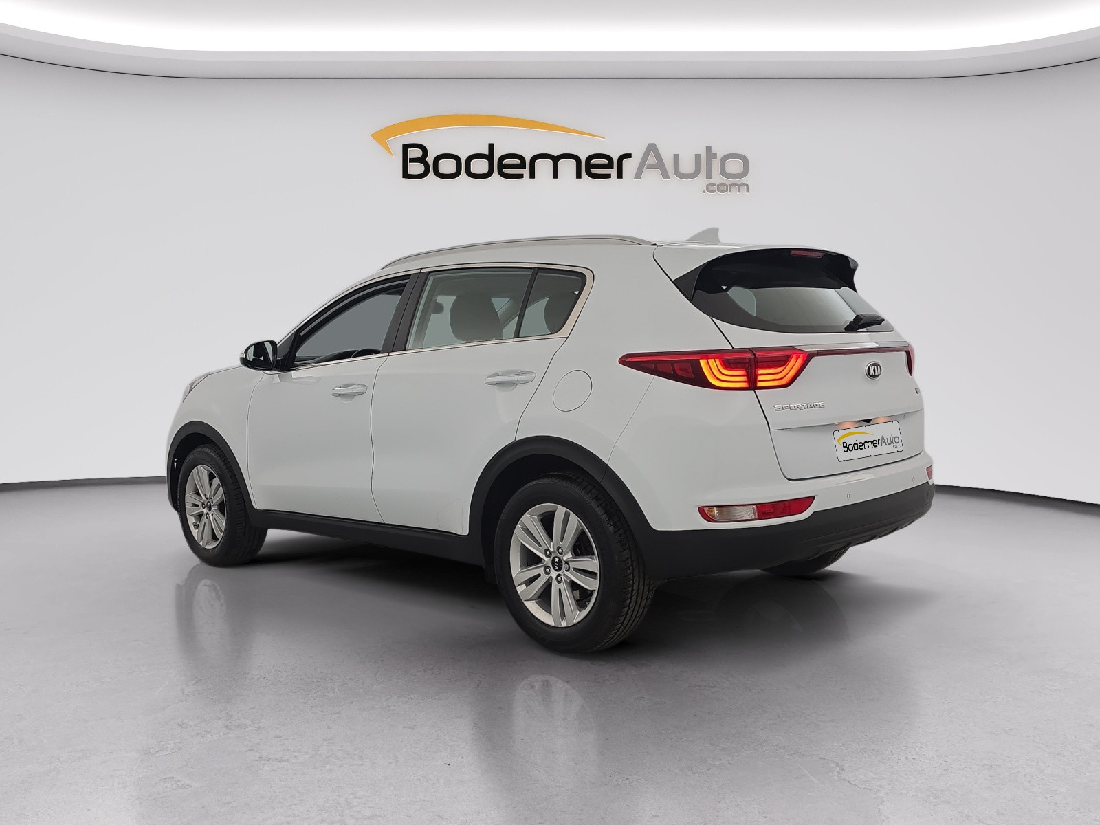 Vente en ligne Kia Sportage  1.7 CRDi 141 ISG 4x2 DCT7 au prix de 16 990 €