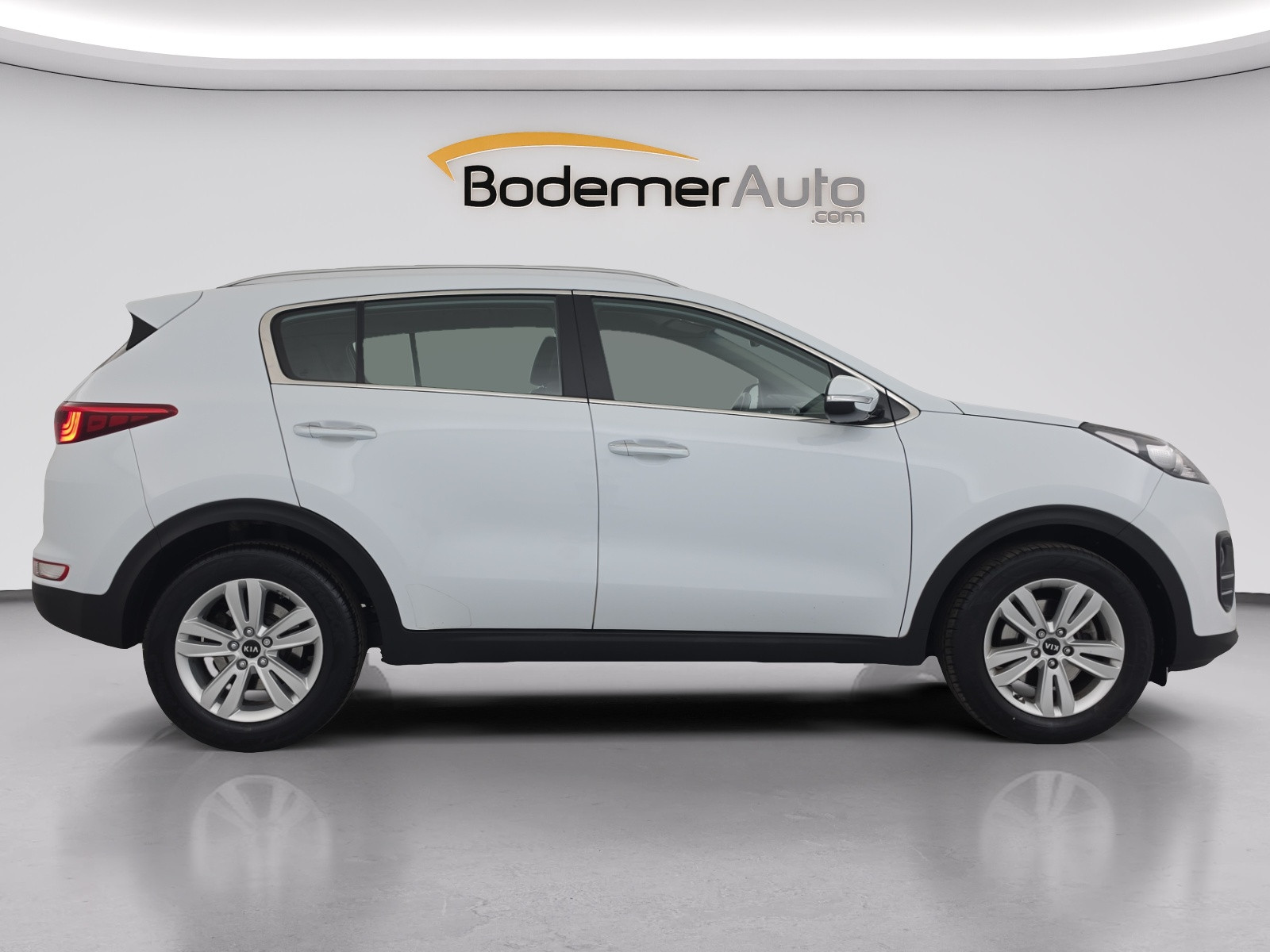 Vente en ligne Kia Sportage  1.7 CRDi 141 ISG 4x2 DCT7 au prix de 16 990 €