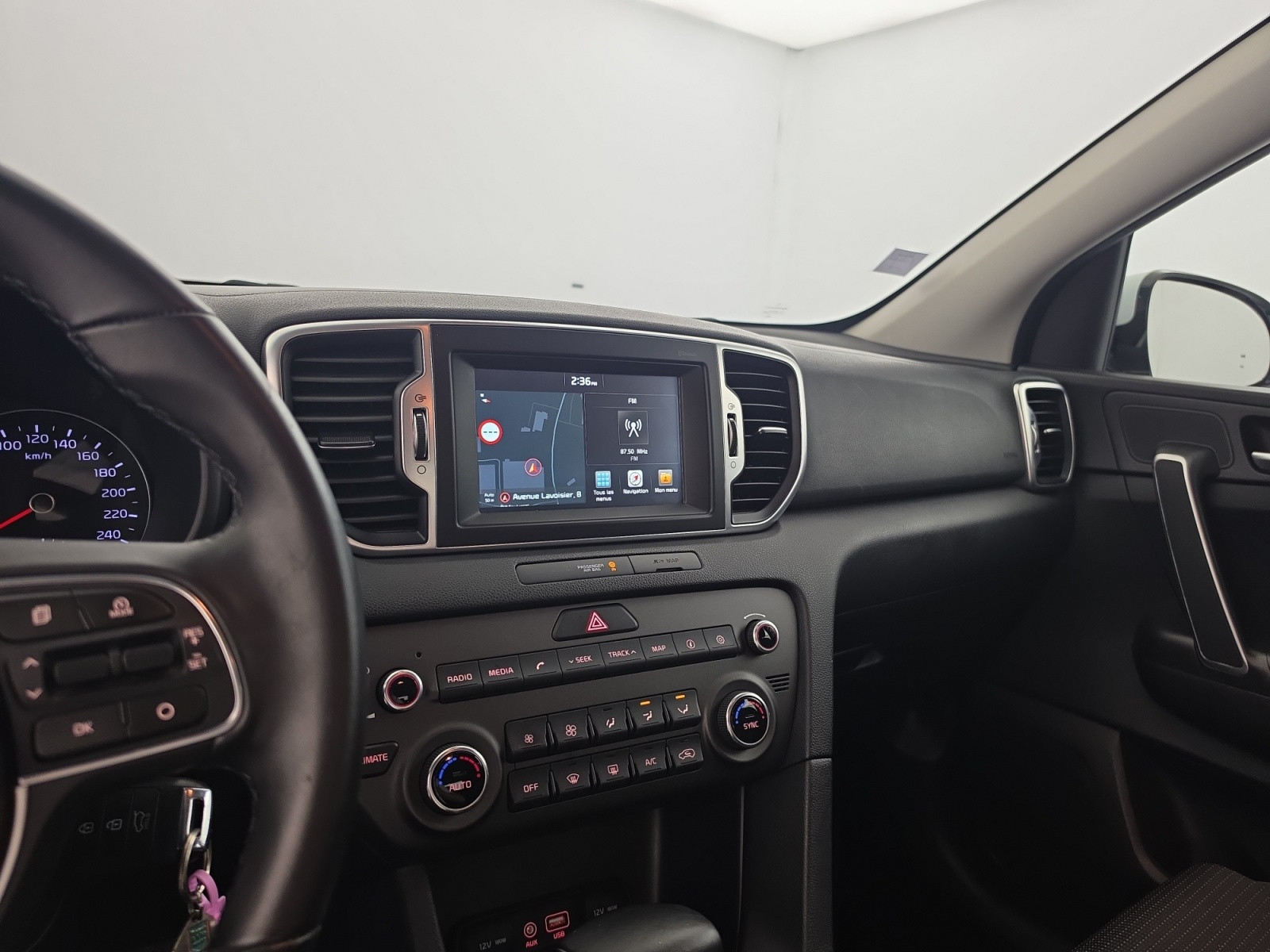 Vente en ligne Kia Sportage  1.7 CRDi 141 ISG 4x2 DCT7 au prix de 16 990 €