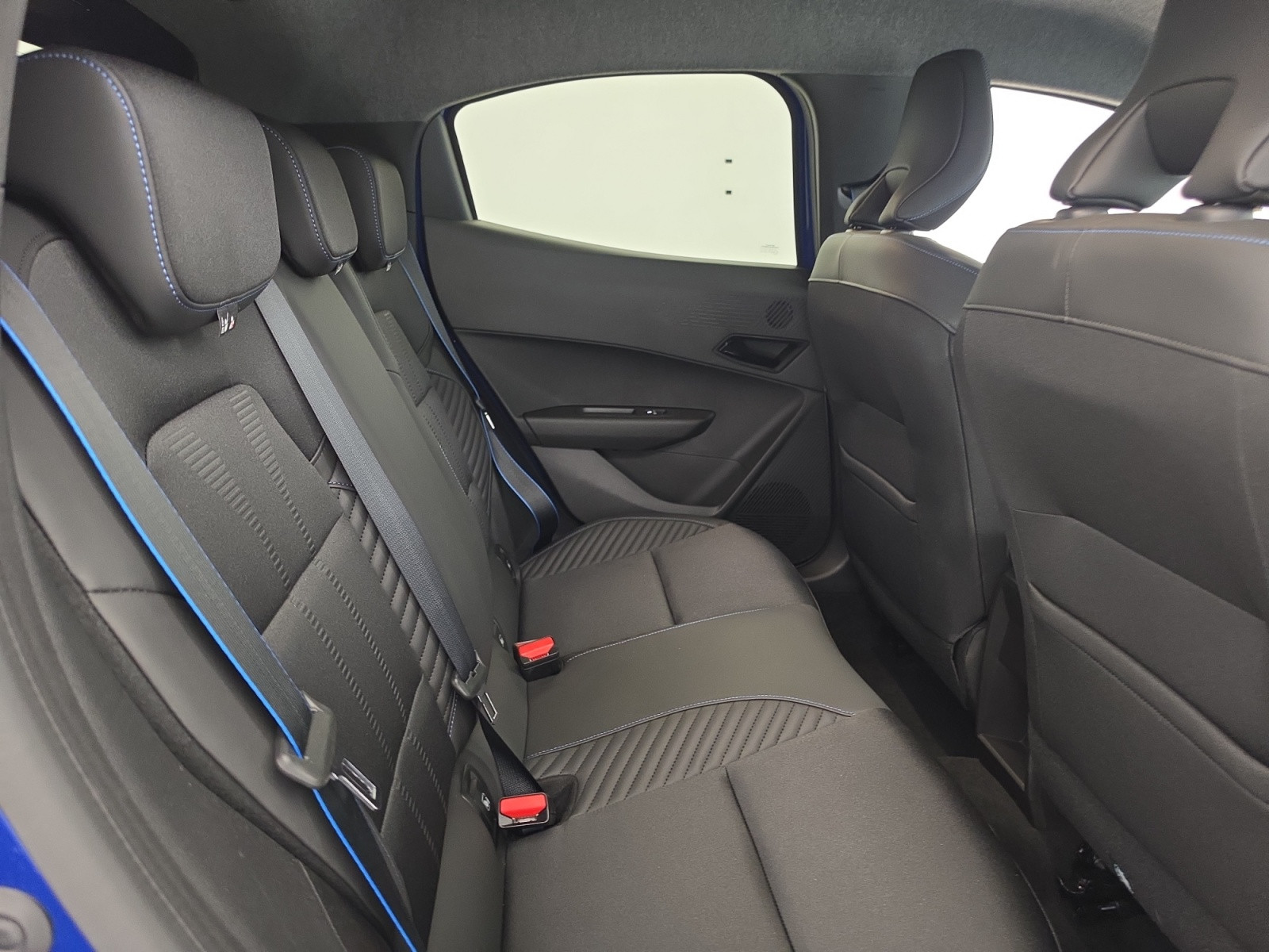 Vente en ligne Renault Clio 6 Clio E-Tech full hybrid 160 ch au prix de 27 890 €