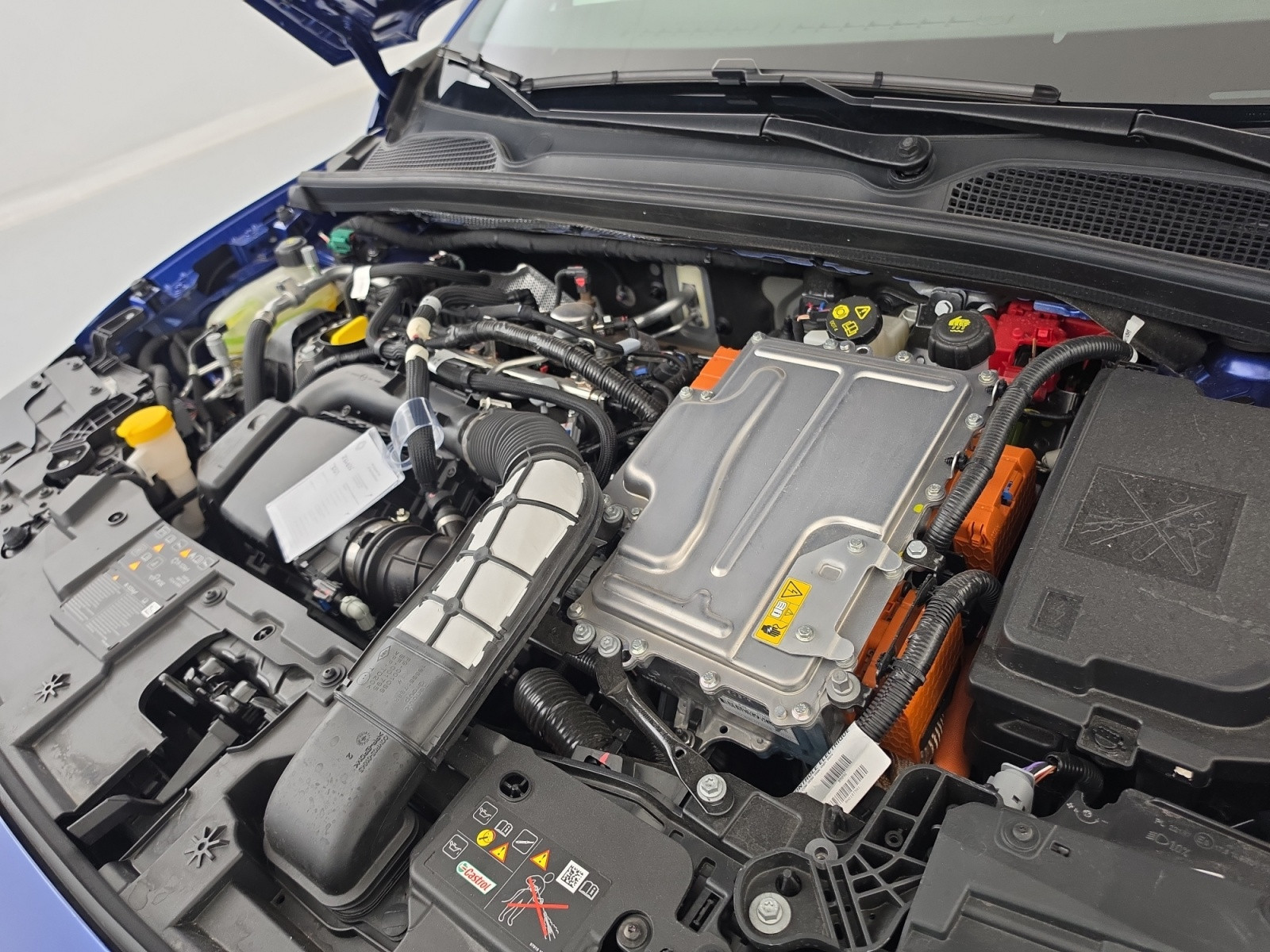 Vente en ligne Renault Clio 6 Clio E-Tech full hybrid 160 ch au prix de 27 890 €