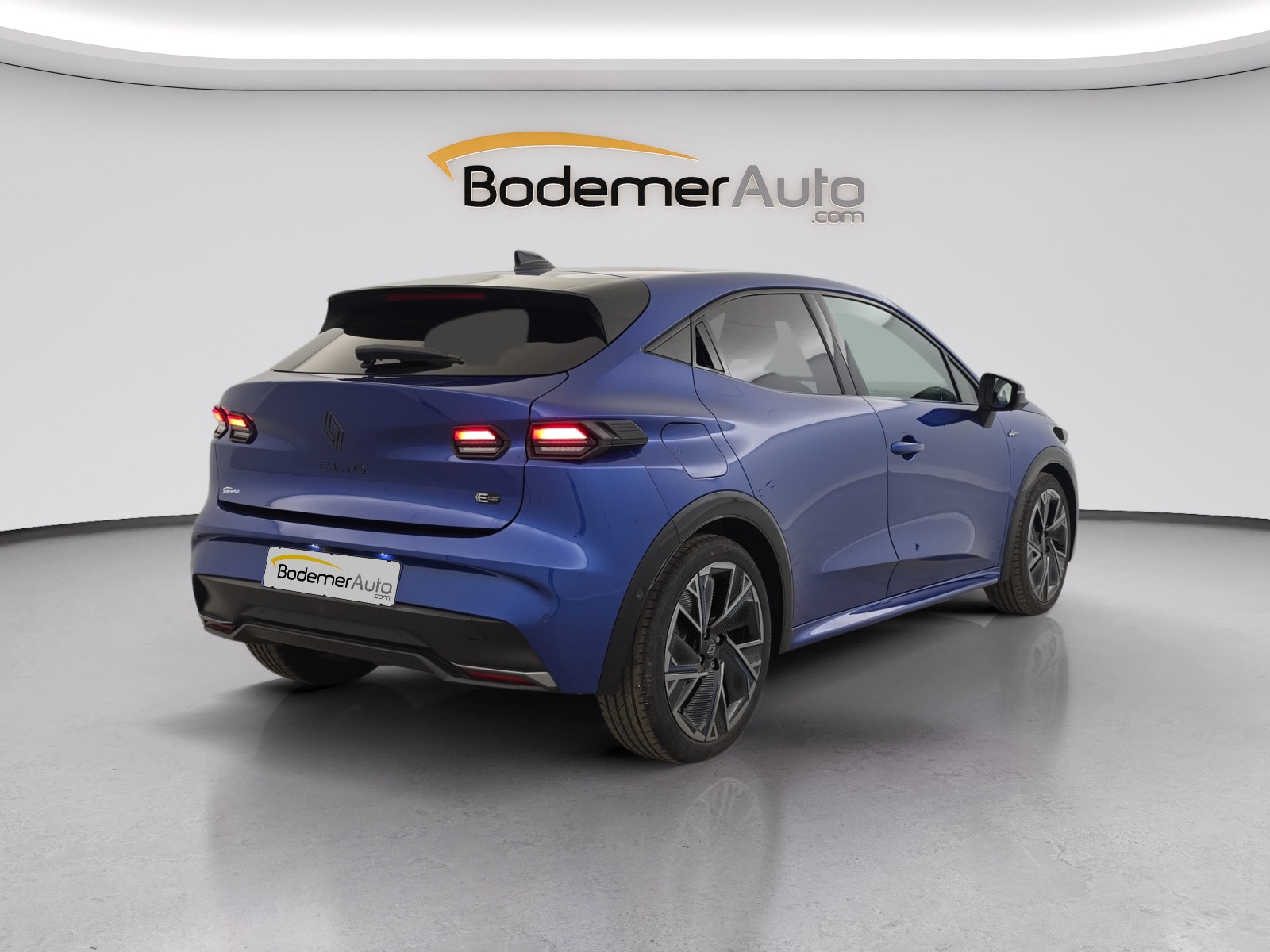 Vente en ligne Renault Clio 6 Clio E-Tech full hybrid 160 ch au prix de 27 890 €