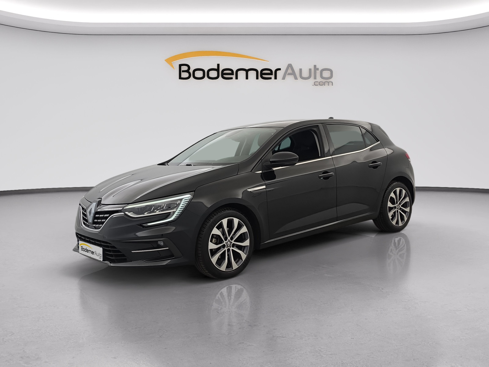 Renault Megane 4  Blue dCi 115 occasion de 2023 en vente à Vannes
