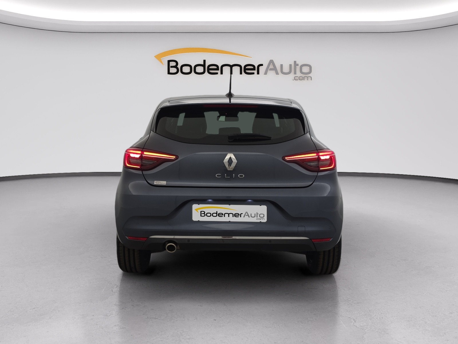Vente en ligne Renault Clio 5 Clio TCe 90 - 21N au prix de 14 270 €