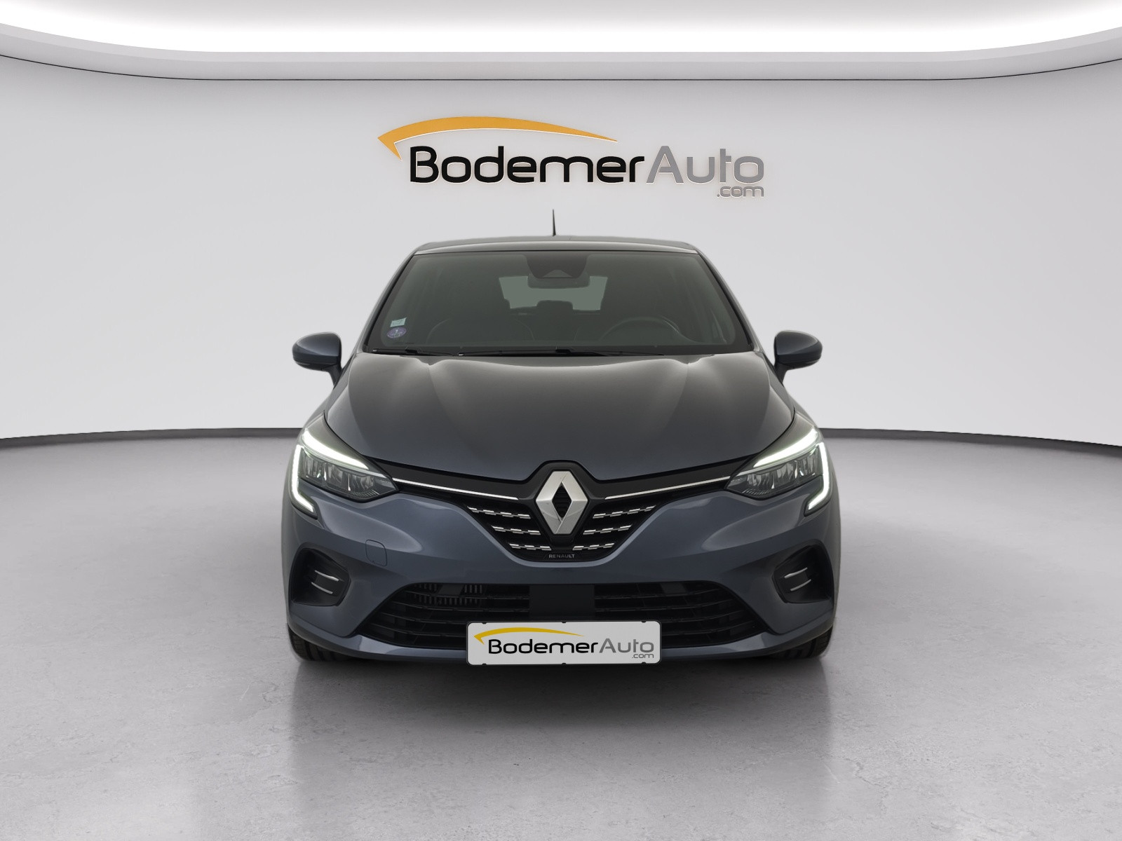 Vente en ligne Renault Clio 5 Clio TCe 90 - 21N au prix de 14 270 €