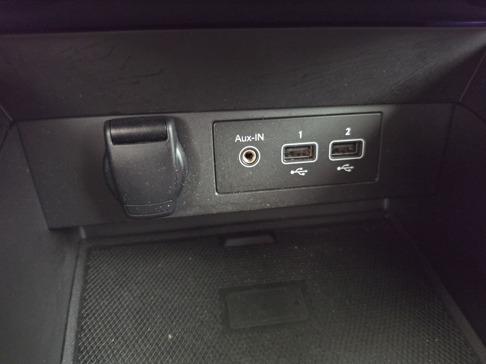 Vente en ligne Renault Clio 5 Clio TCe 90 - 21N au prix de 14 270 €