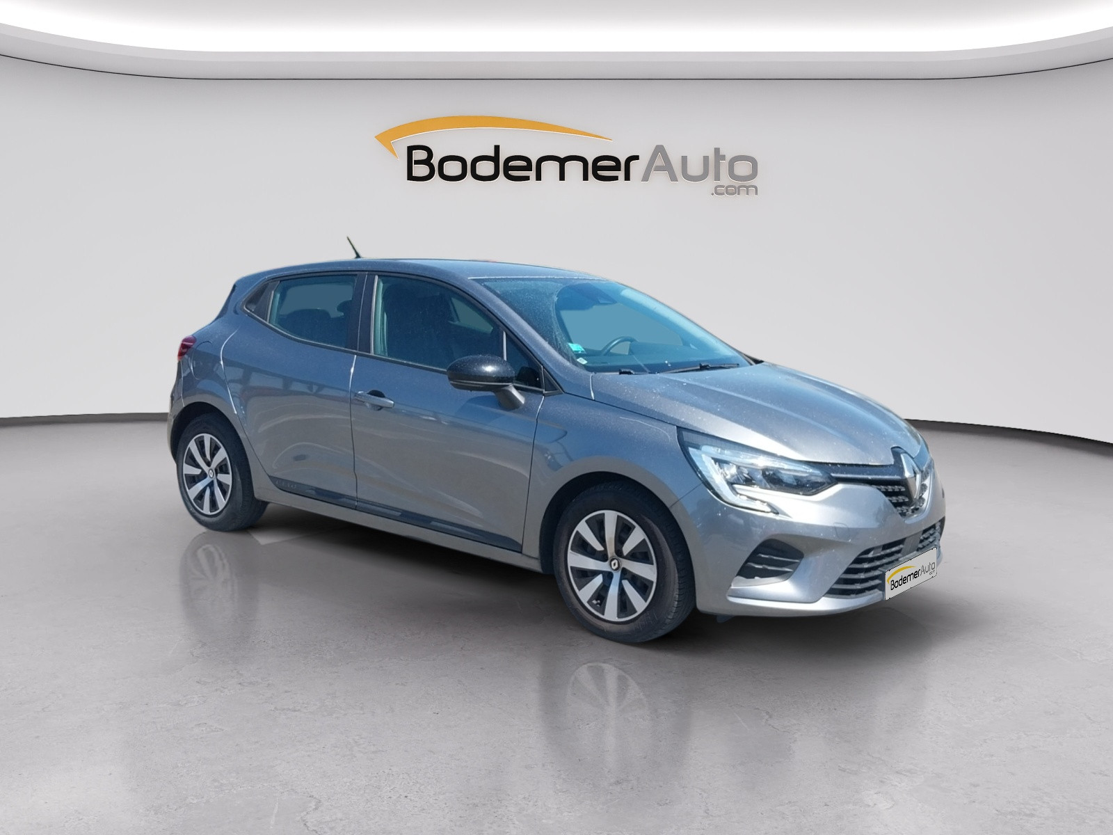 Vente en ligne Renault Clio 5 Clio TCe 90 au prix de 11 990 €